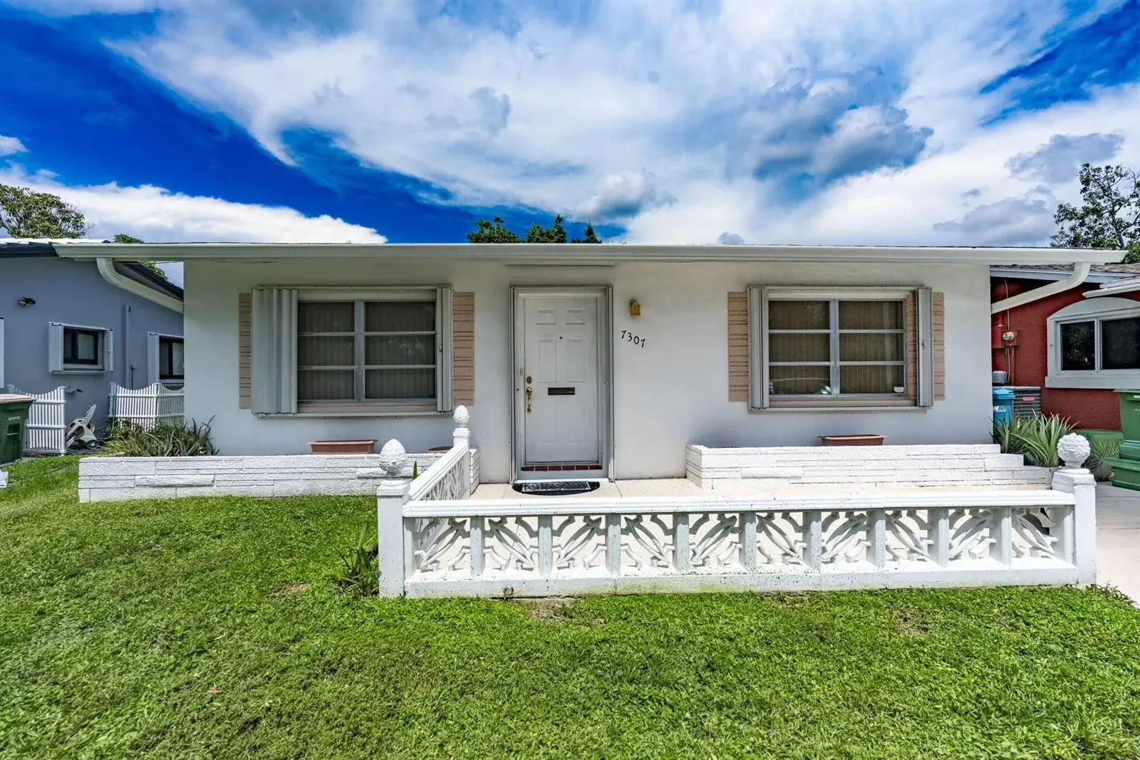 2 bedroom 1 bath Residential for sale at 7307 NW 62ND Street, Tamarac FL 33321