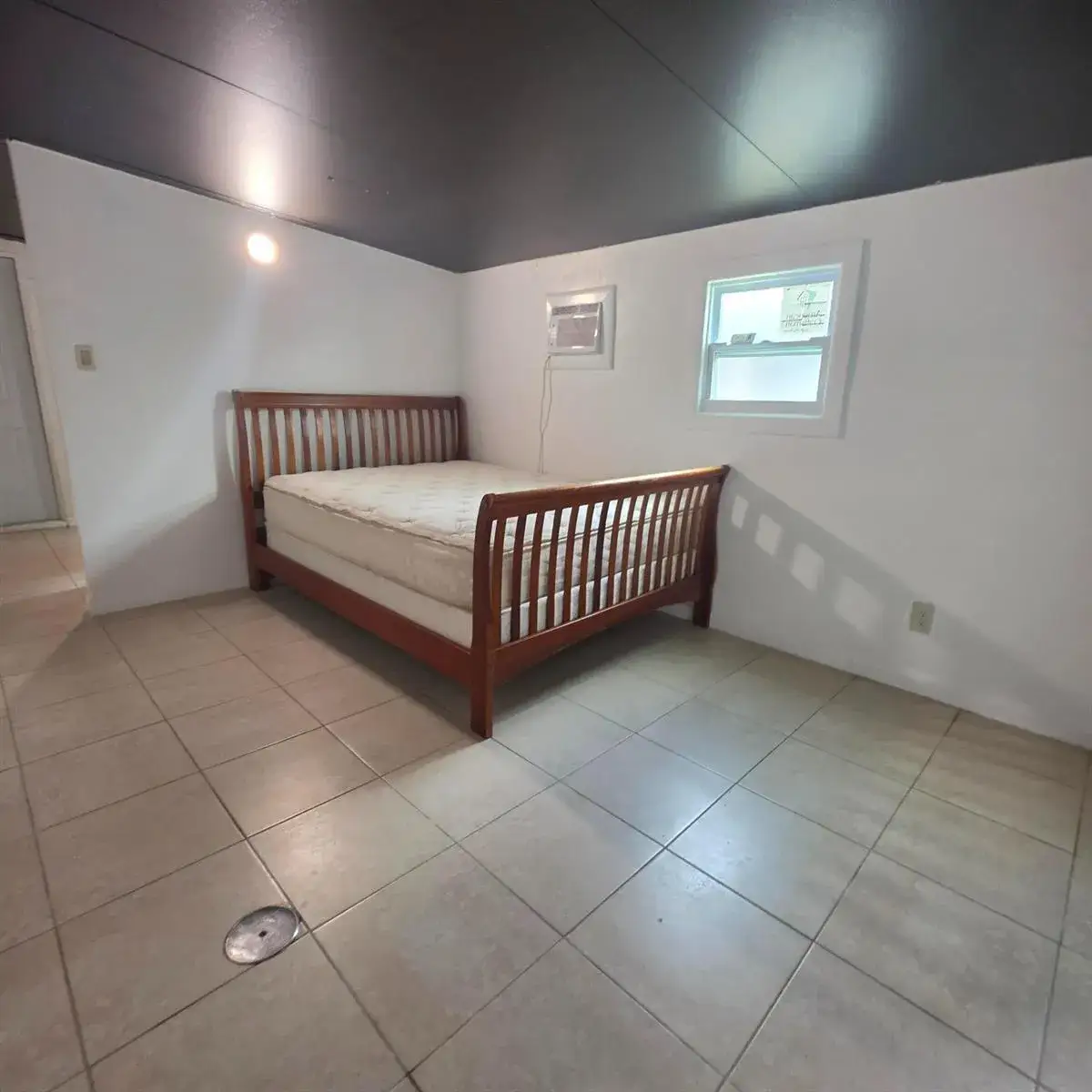 7400 Raleigh Street, Hollywood FL 33024