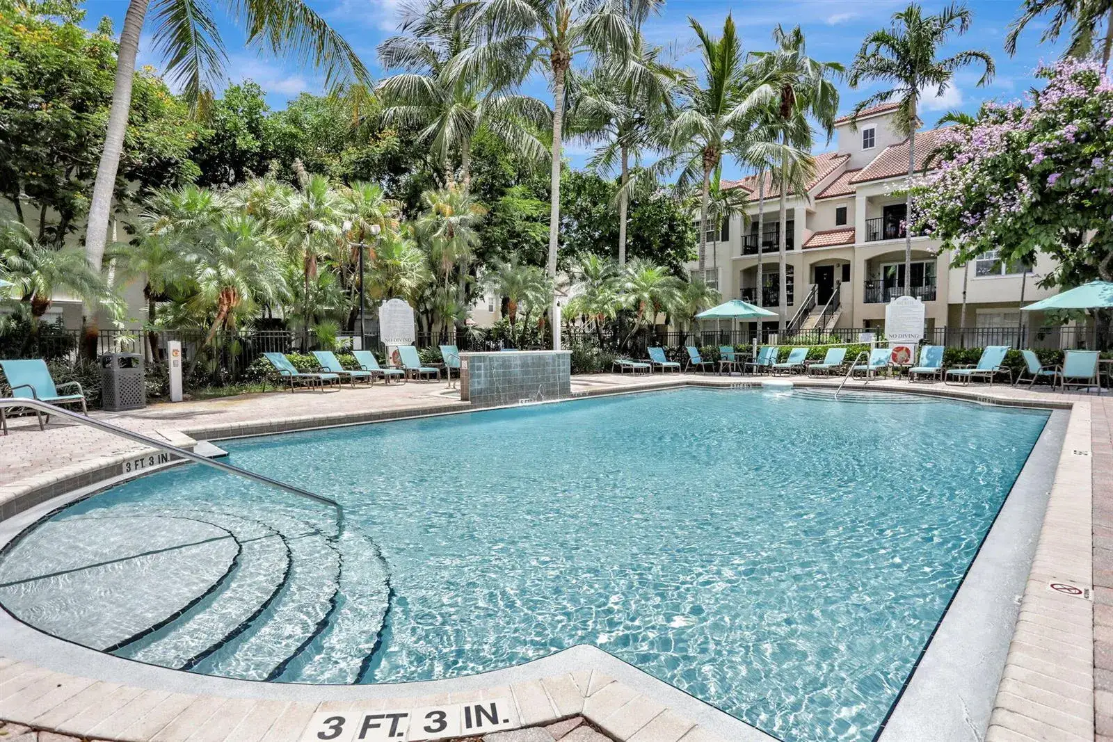 3 bedroom 2 bath Residential for sale at 5880 W SAMPLE Road # 206, Coral Springs FL 33067