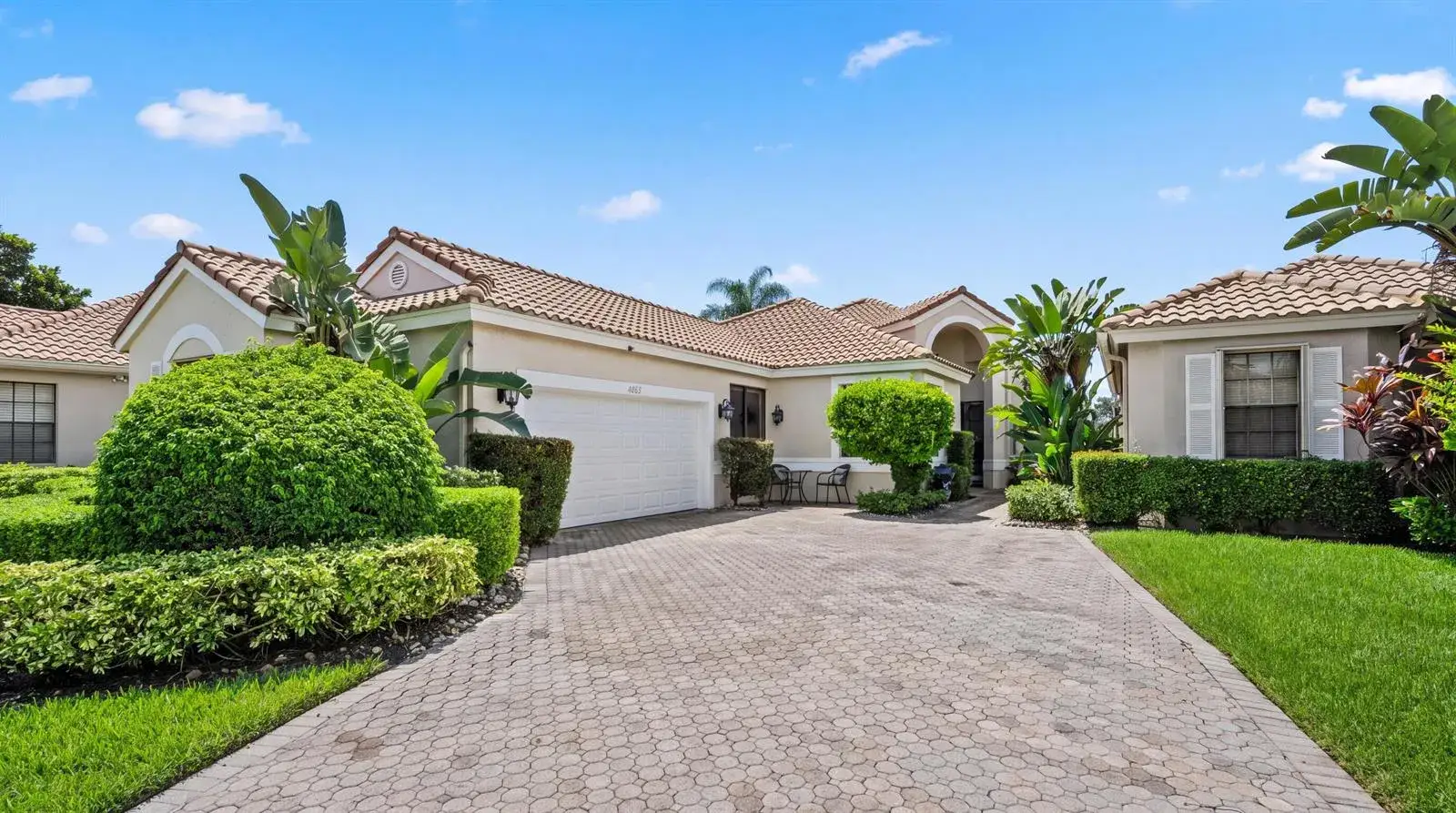 3 bedroom 2 bath Residential for sale at 4465 BARCLAY FAIR Way, Lake Worth FL 33449