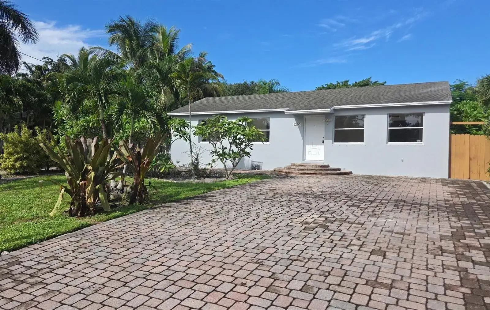 3 bedroom 2 bath Residential Lease for rent at 1205 Mathis Street, FL 33461