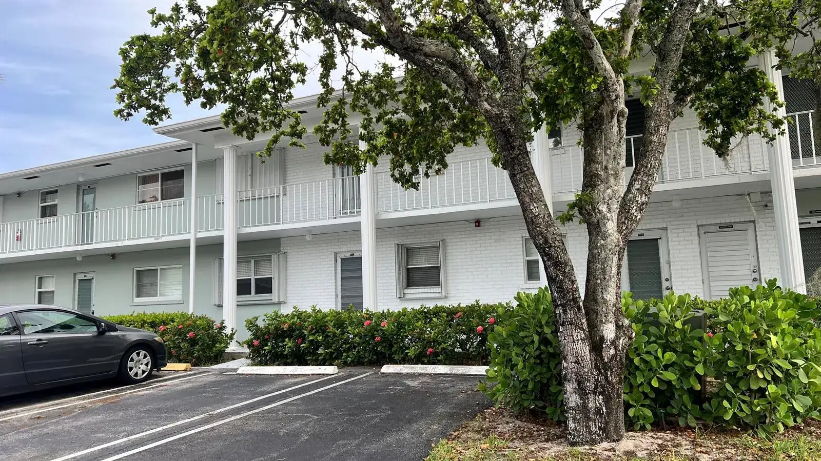 2 bedroom 2 bath Residential Lease for rent at 2440 SW 22nd Avenue # 707, Delray Beach FL 33445