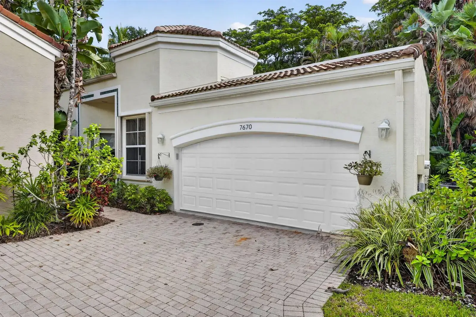 3 bedroom 2 bath Residential Lease for rent at 7670 JASMINE Court, West Palm Beach FL 33412