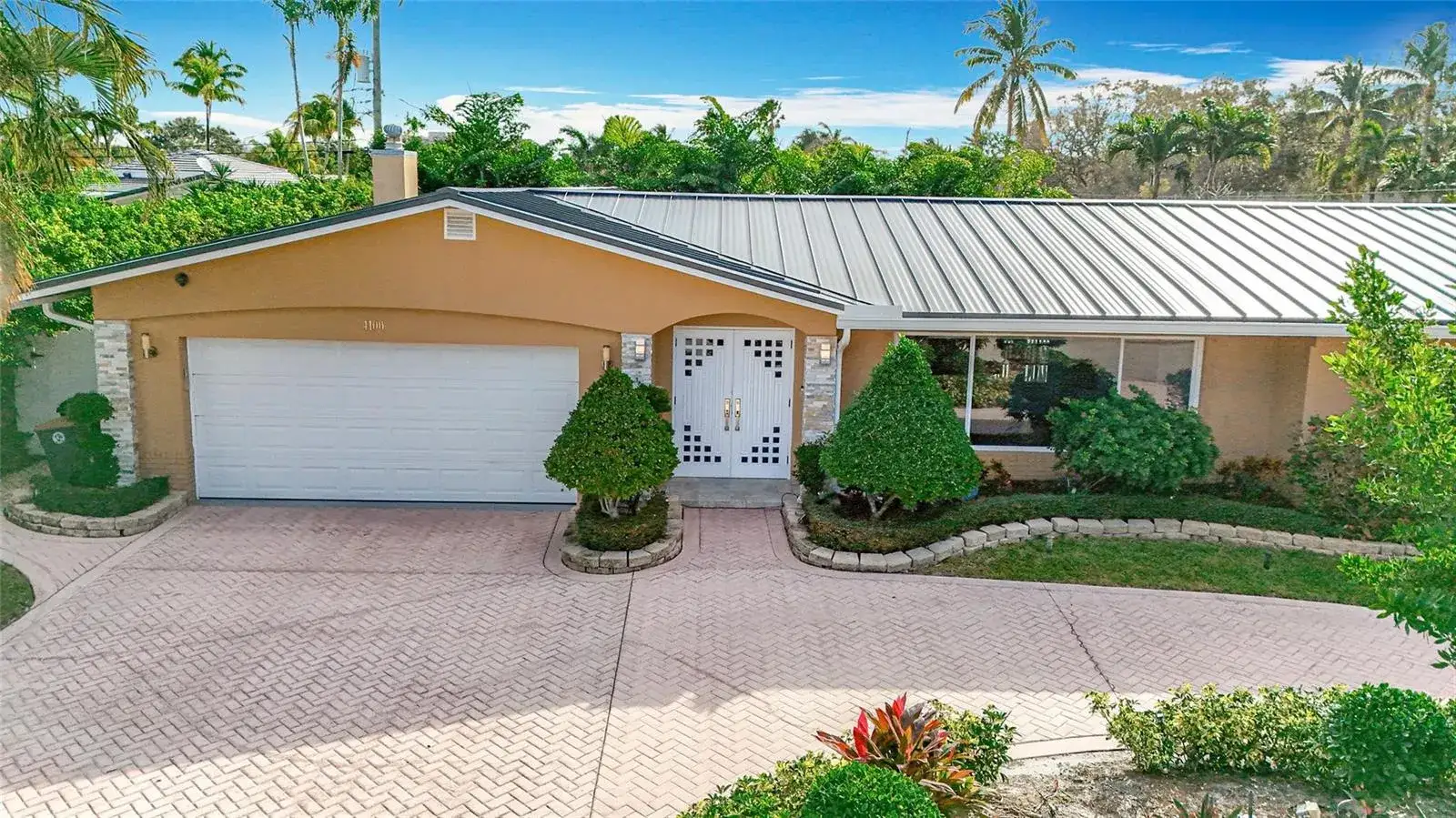 4100 NE 25TH Avenue, Lighthouse Point FL 33064