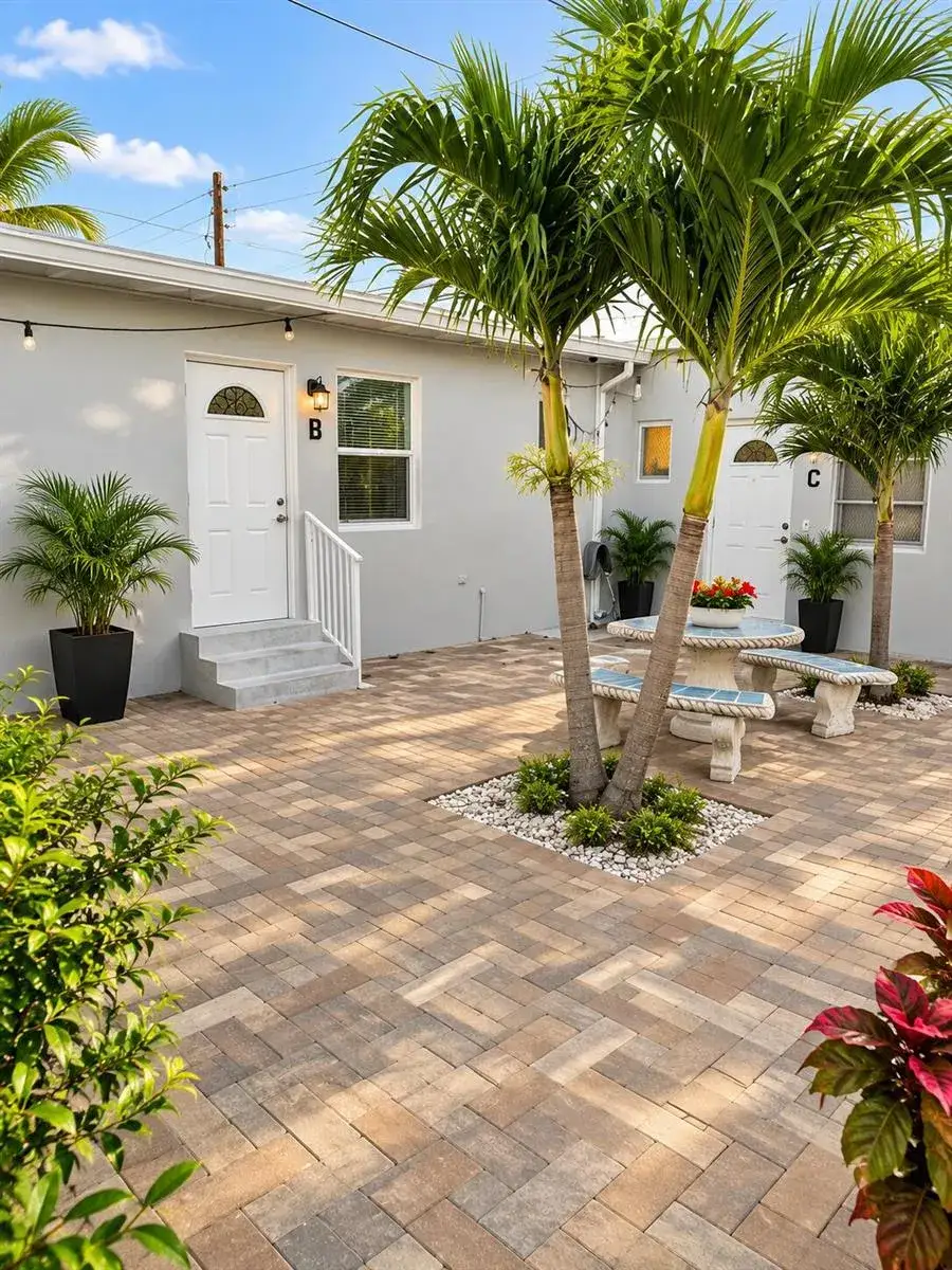 320 S K Street # B, Lake Worth FL 33460