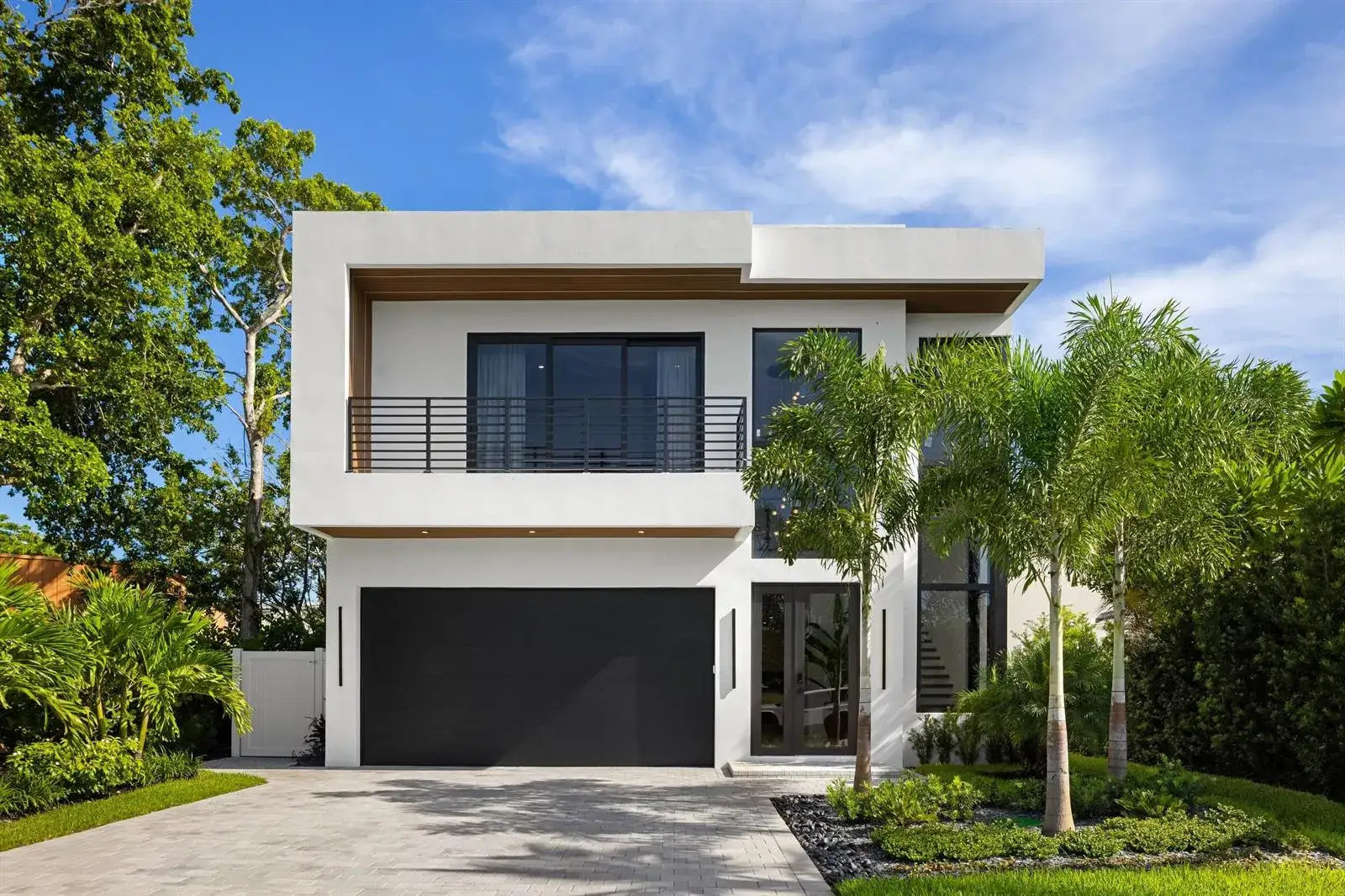 5 bedroom 5 bath Residential for sale at 707 Lake Avenue N, Delray Beach FL 33483
