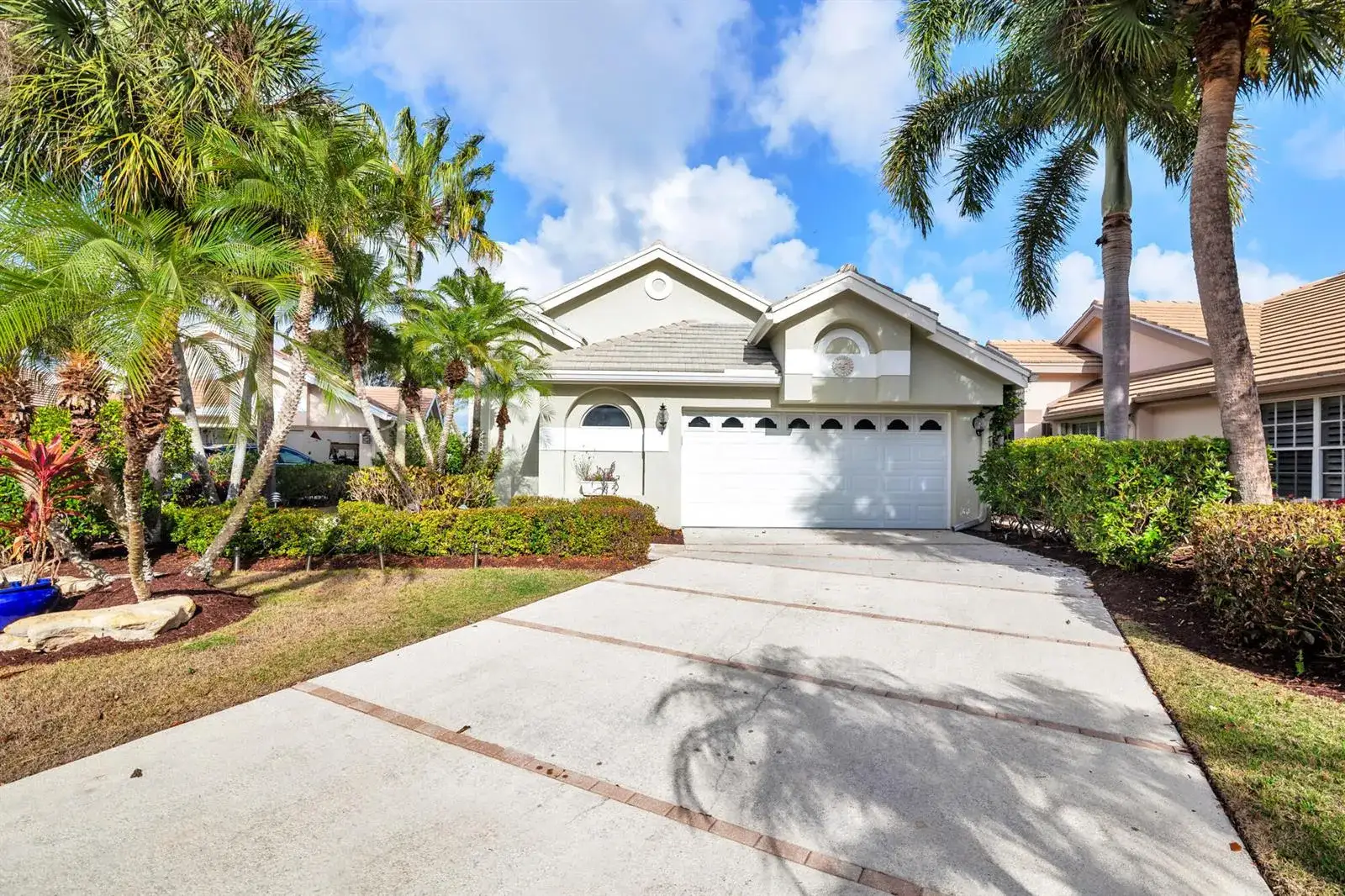 3 bedroom 2 bath Residential for sale at 16440 RIVERWIND Drive, Jupiter FL 33477