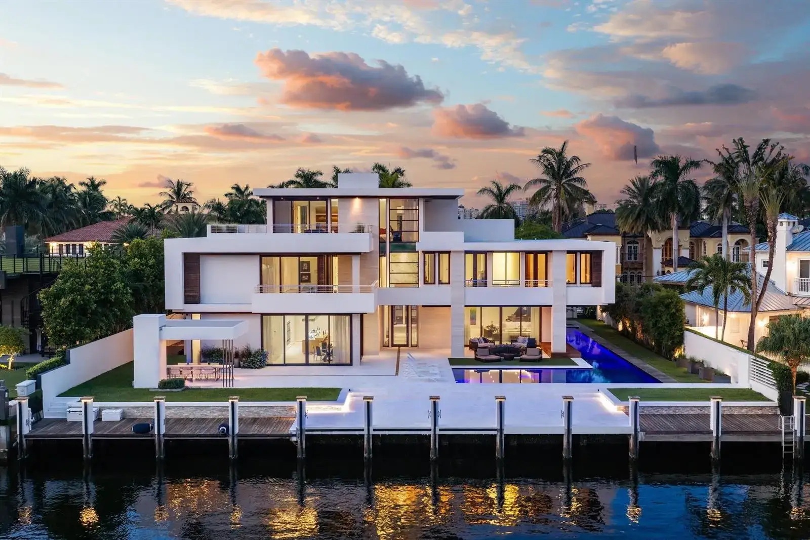 7 bedroom 7 bath Residential for sale at 10 Pelican Drive, Fort Lauderdale FL 33301