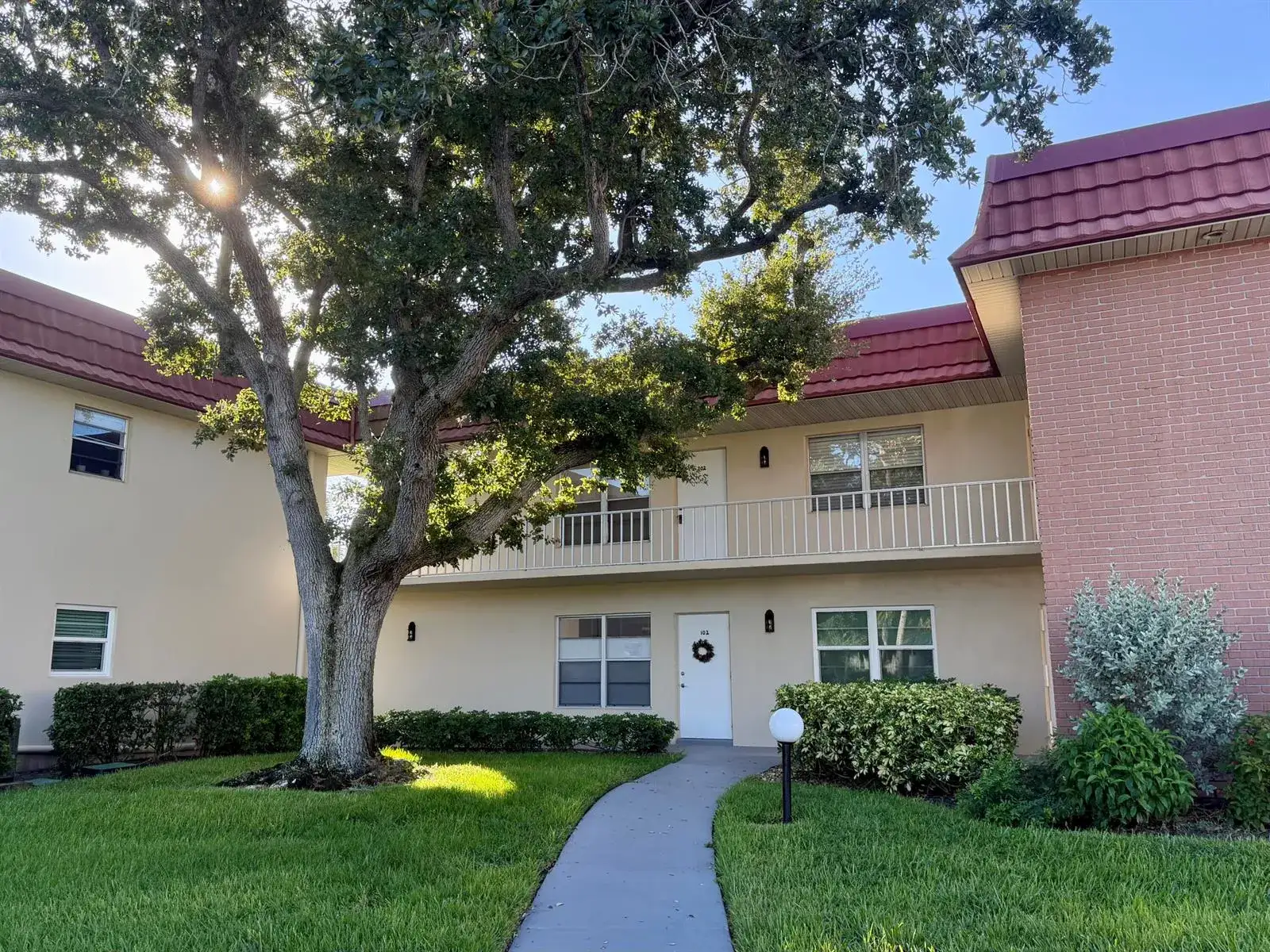 2 bedroom 2 bath Residential for sale at 94 Spring Lake Drive, Vero Beach FL 32962