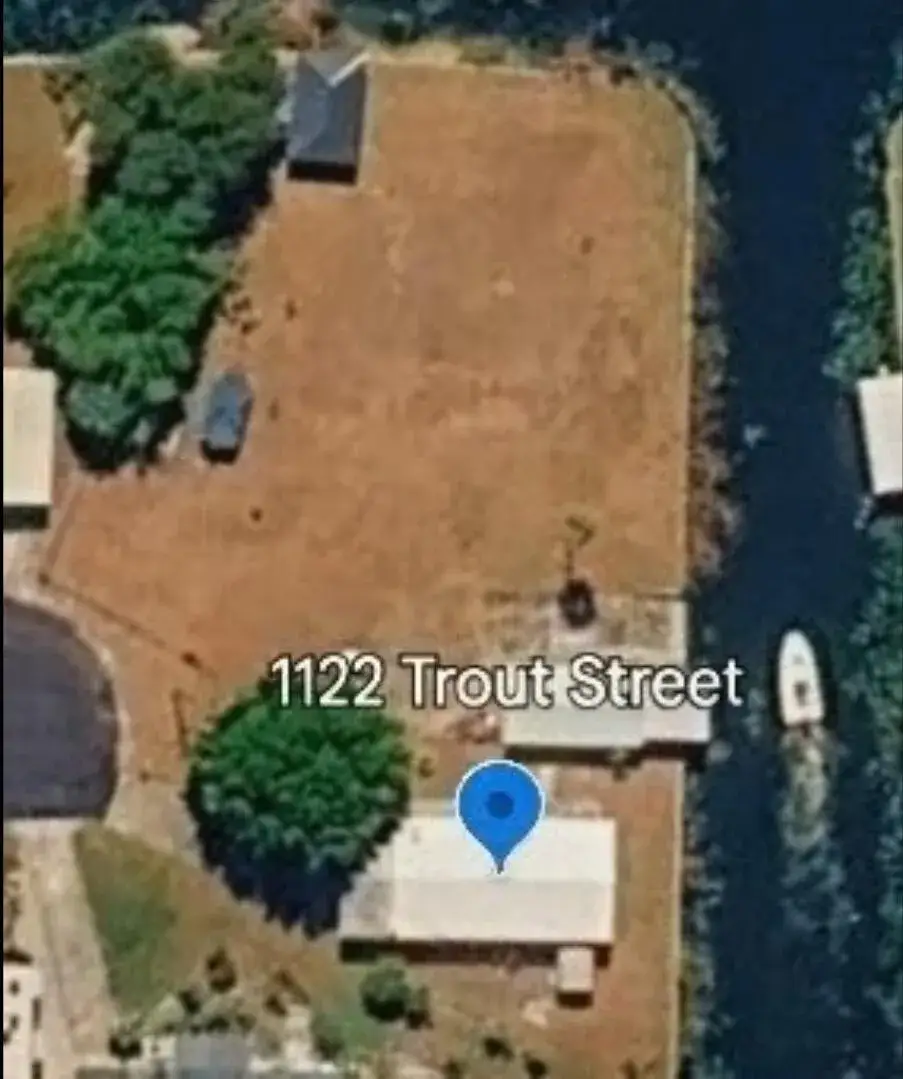 3 bedroom 2 bath Residential for sale at 1122 Trout Street, Okeechobee FL 34974