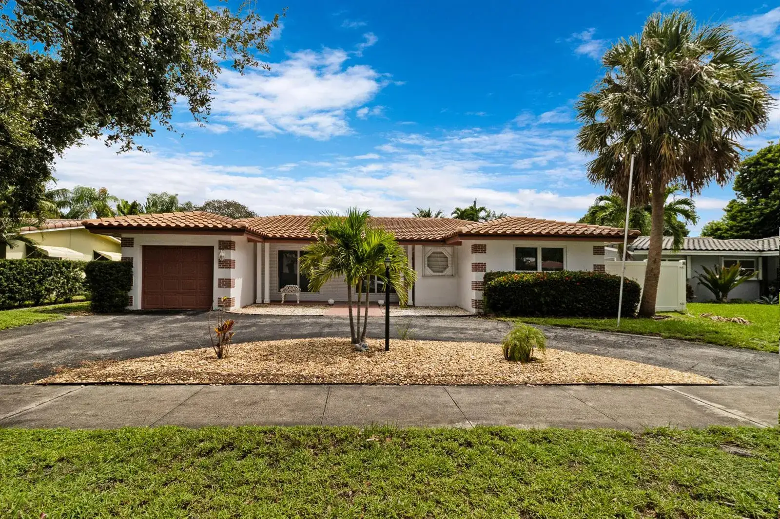 2 bedroom 2 bath Residential for sale at 6500 NE 21ST Drive, Fort Lauderdale FL 33308