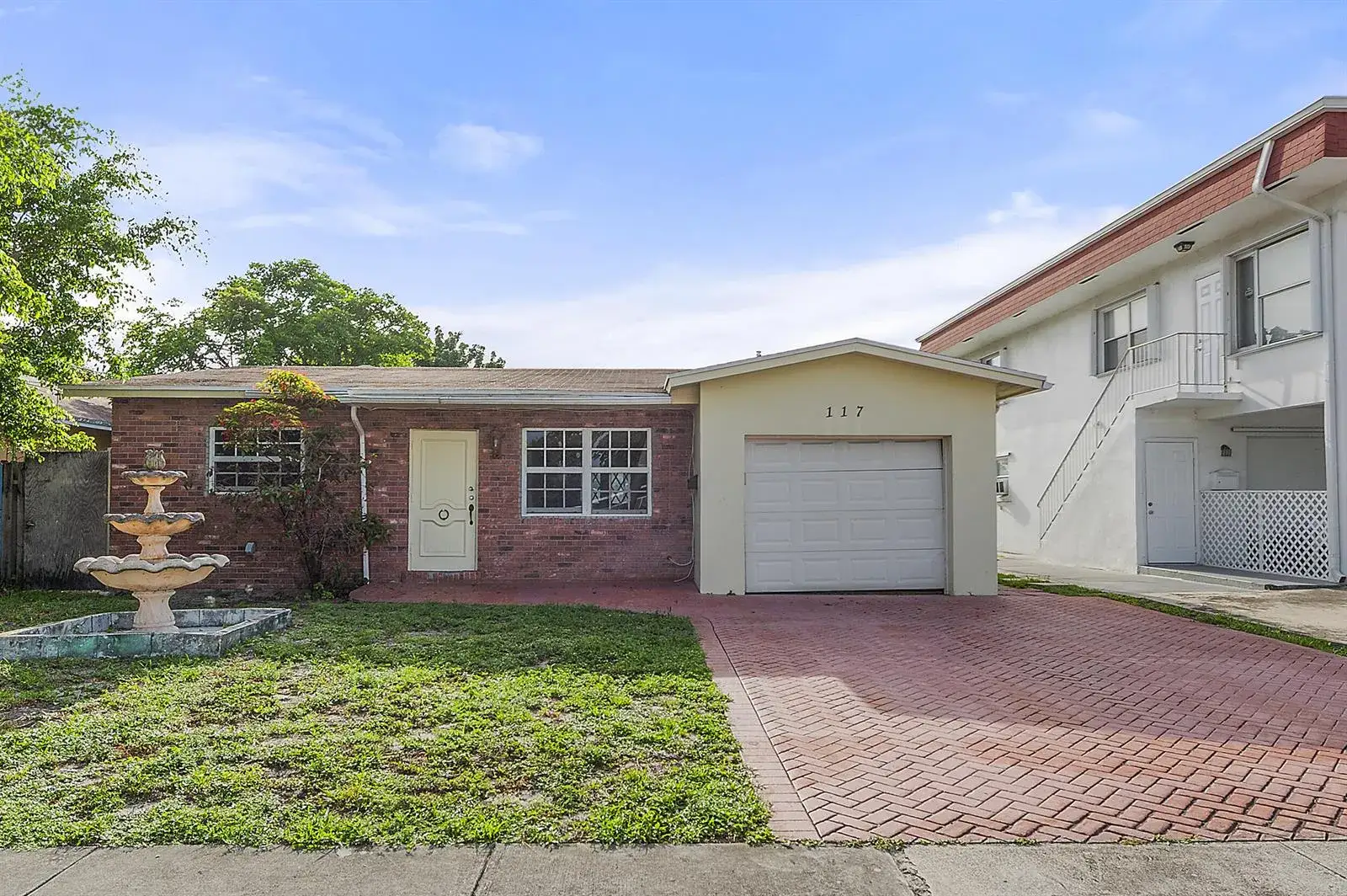 3 bedroom 2 bath Residential Lease for rent at 117 SW 4th Avenue, Hallandale Beach FL 33009