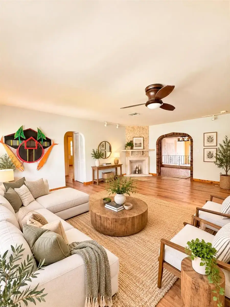 3 bedroom 2 bath Residential for sale at 2500 JACKSON Street, Hollywood FL 33020