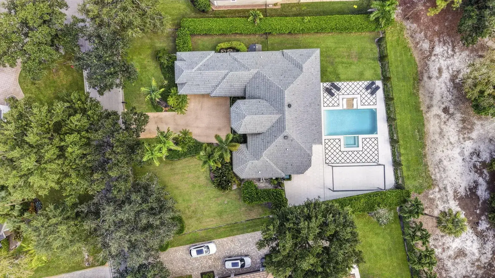 4 bedroom 3 bath Residential for sale at 851 FOREST GLEN Lane, Wellington FL 33414