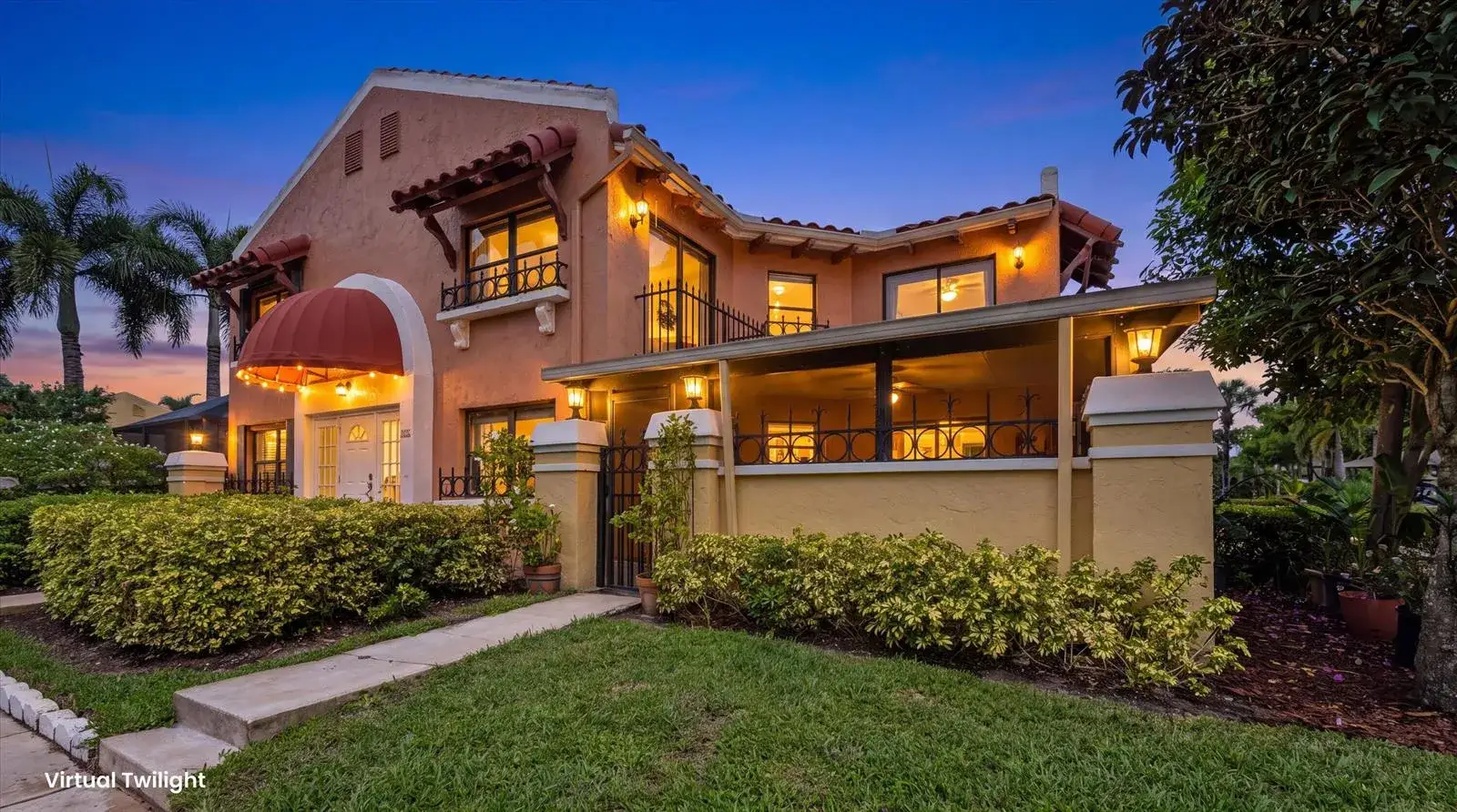2 bedroom 2 bath Residential for sale at 24 Uno Lago Drive, Juno Beach FL 33408