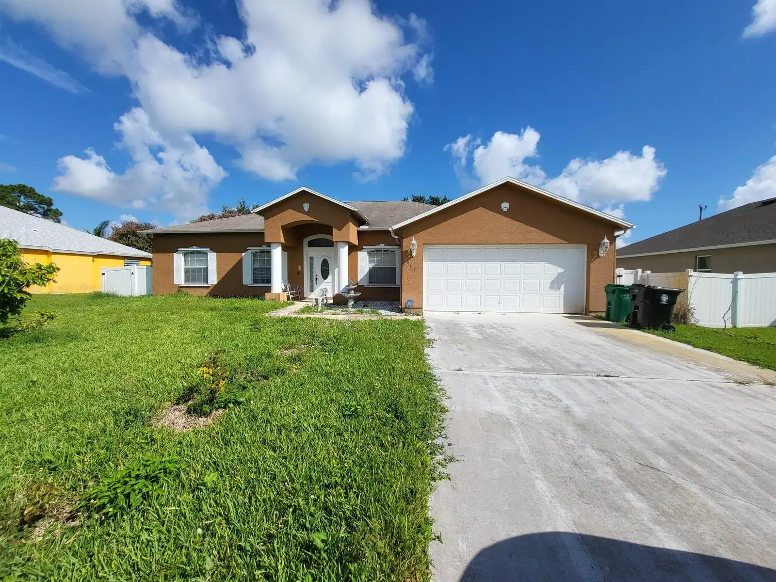 561 SE Walters Terrace, Port St. Lucie FL 34983