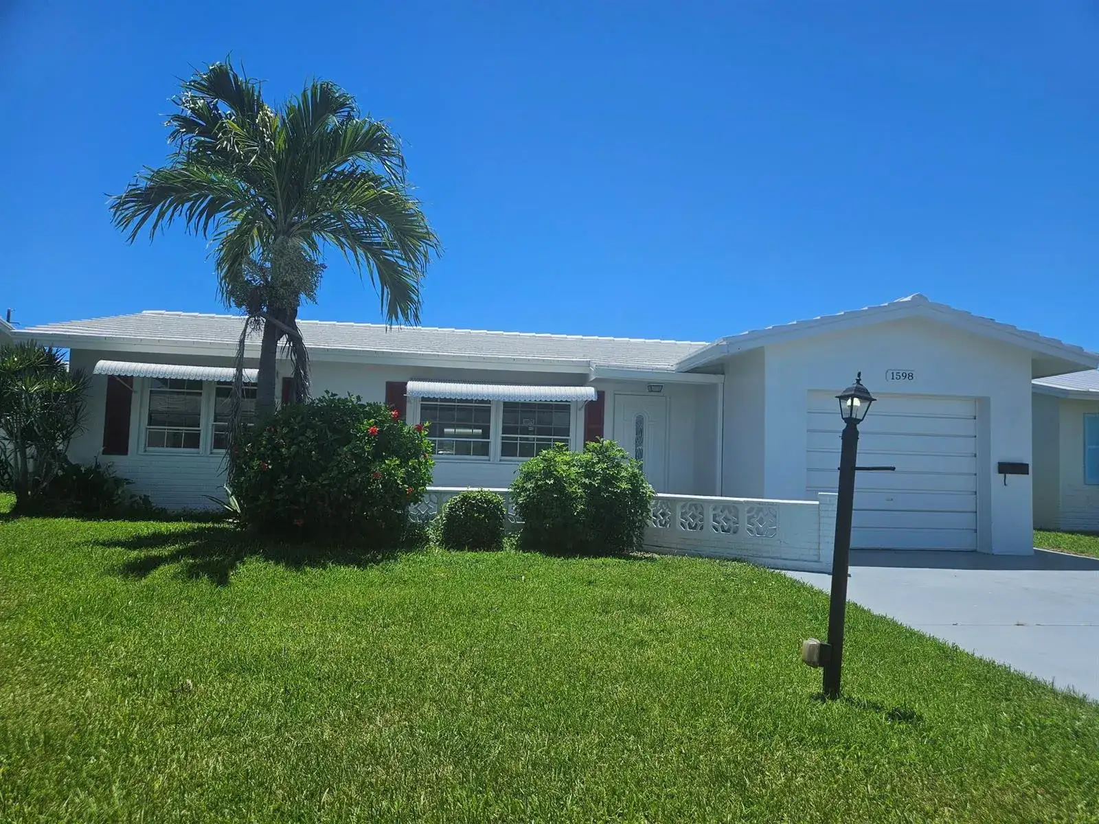 2 bedroom 2 bath Residential for sale at 1598 SW 13TH Terrace, Boynton Beach FL 33426