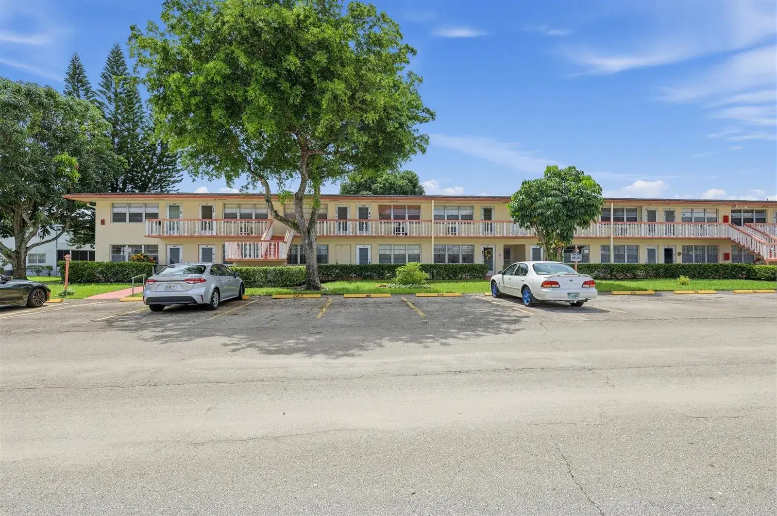 1 bedroom 1 bath Residential for sale at 245 CAMDEN K, West Palm Beach FL 33417