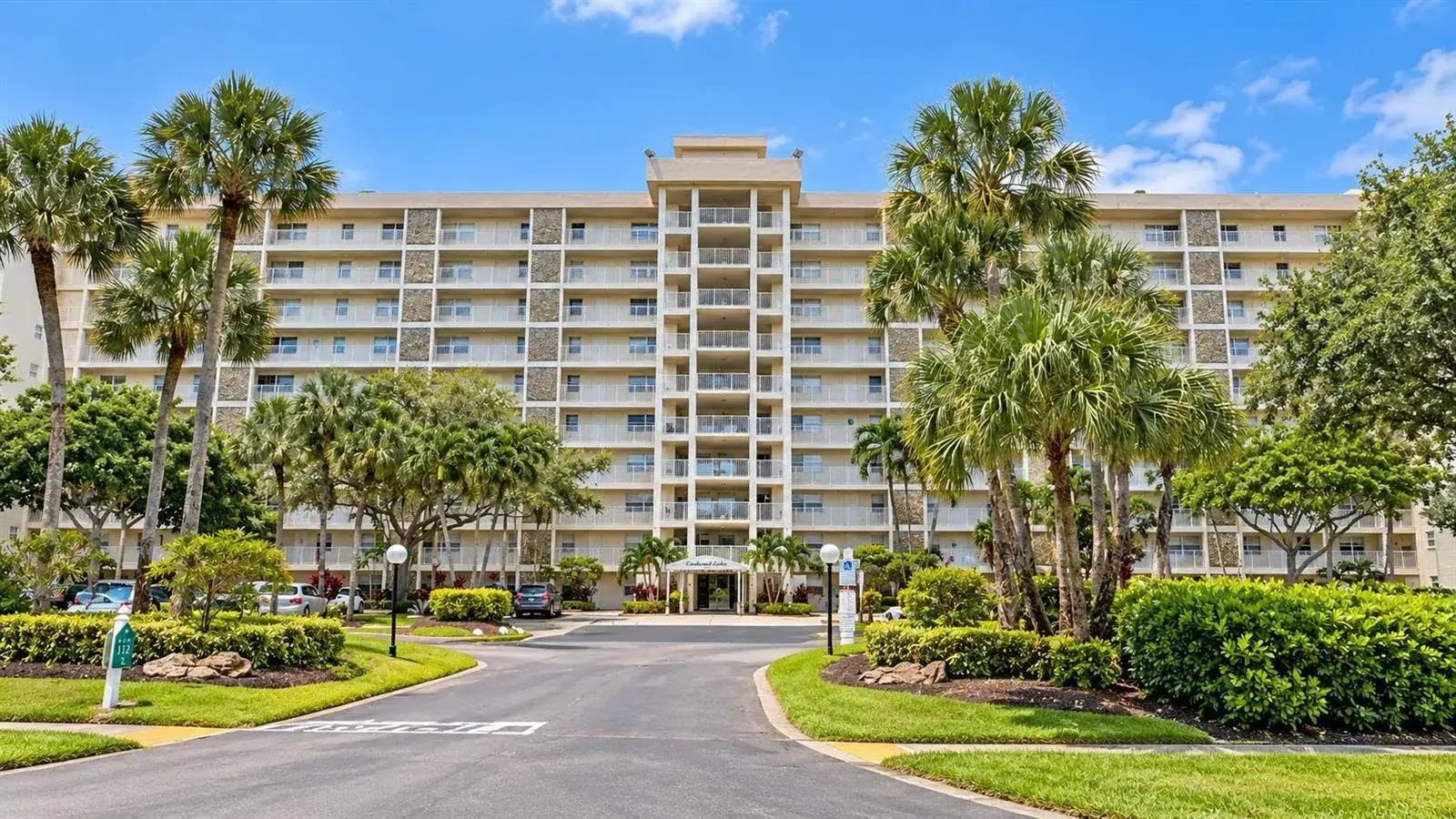3 bedroom 2 bath Residential for sale at 3510 OAKS Way # 408, Pompano Beach FL 33069