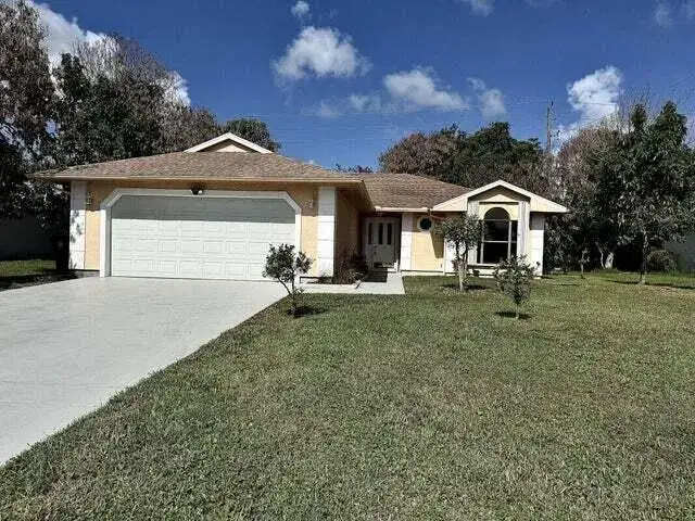 3053 SE WAKE Road, Port St. Lucie FL 34984