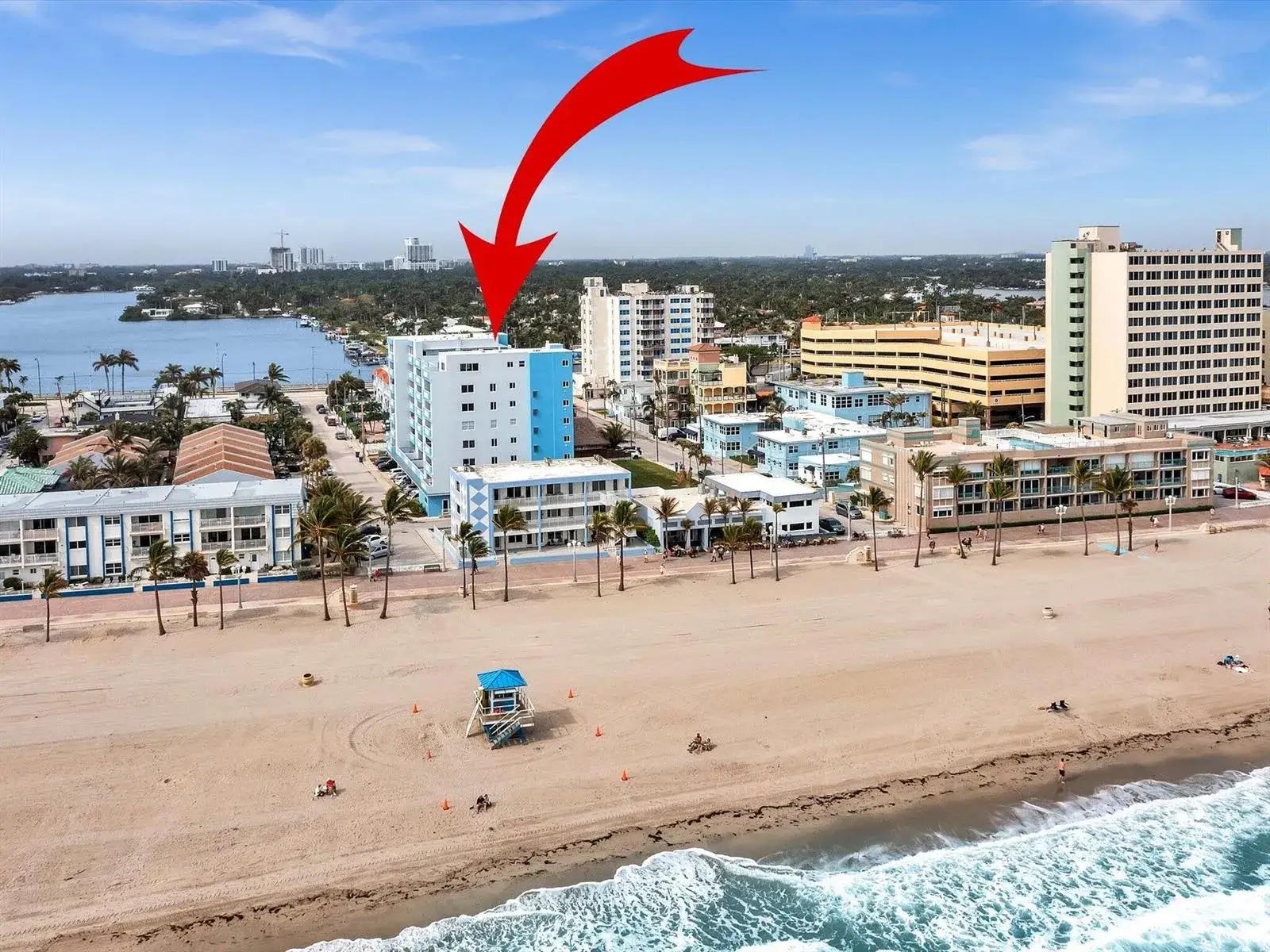 1 bedroom 1 bath Residential for sale at 320 S Surf Road # 402, Hollywood FL 33019