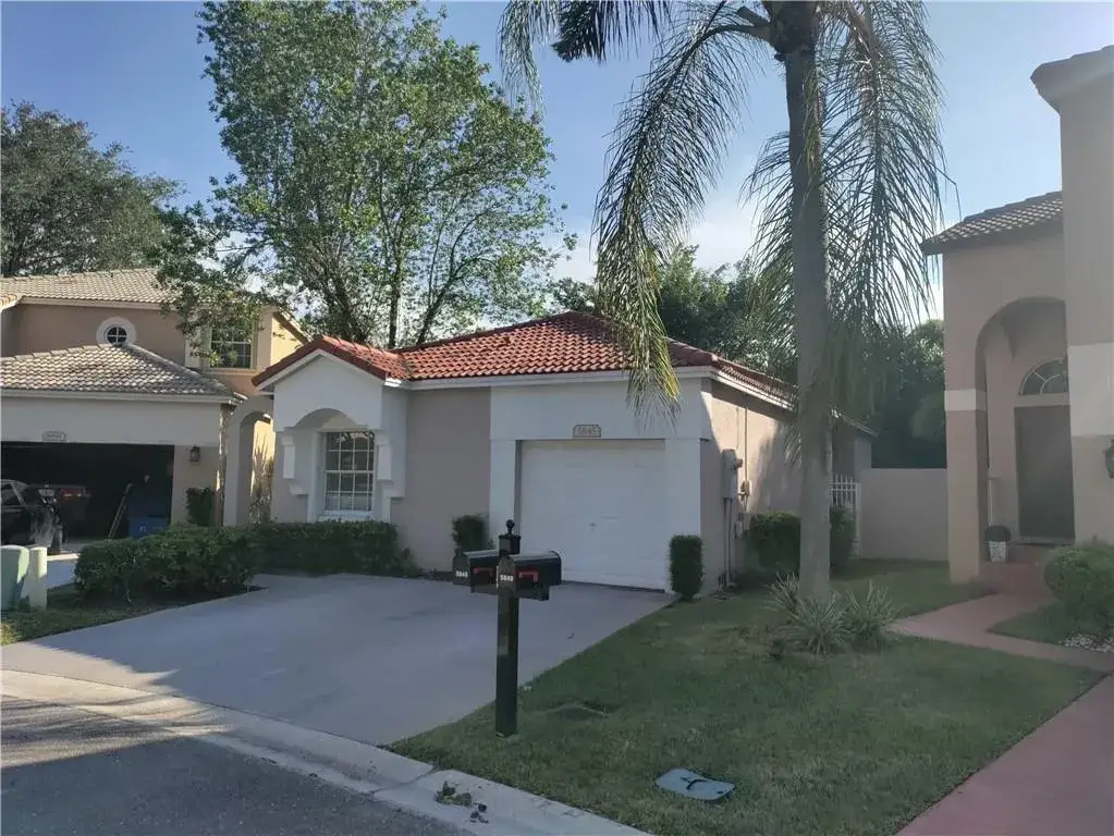 3 bedroom 2 bath Residential for sale at 5845 EAGLE CAY Circle, Coconut Creek FL 33073