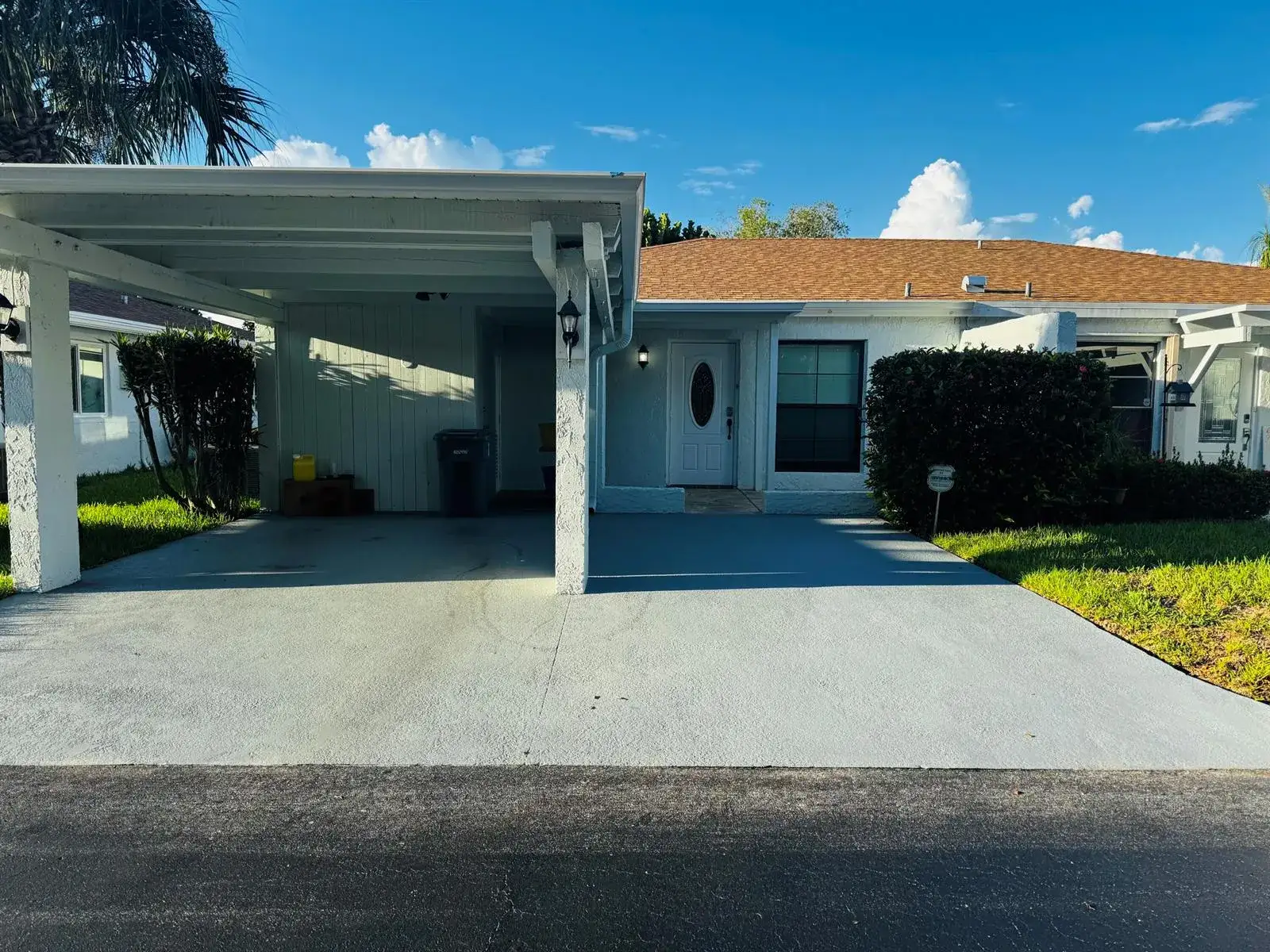 2 bedroom 2 bath Residential for sale at 6820 Moonlit dr Drive, Delray Beach FL 33446