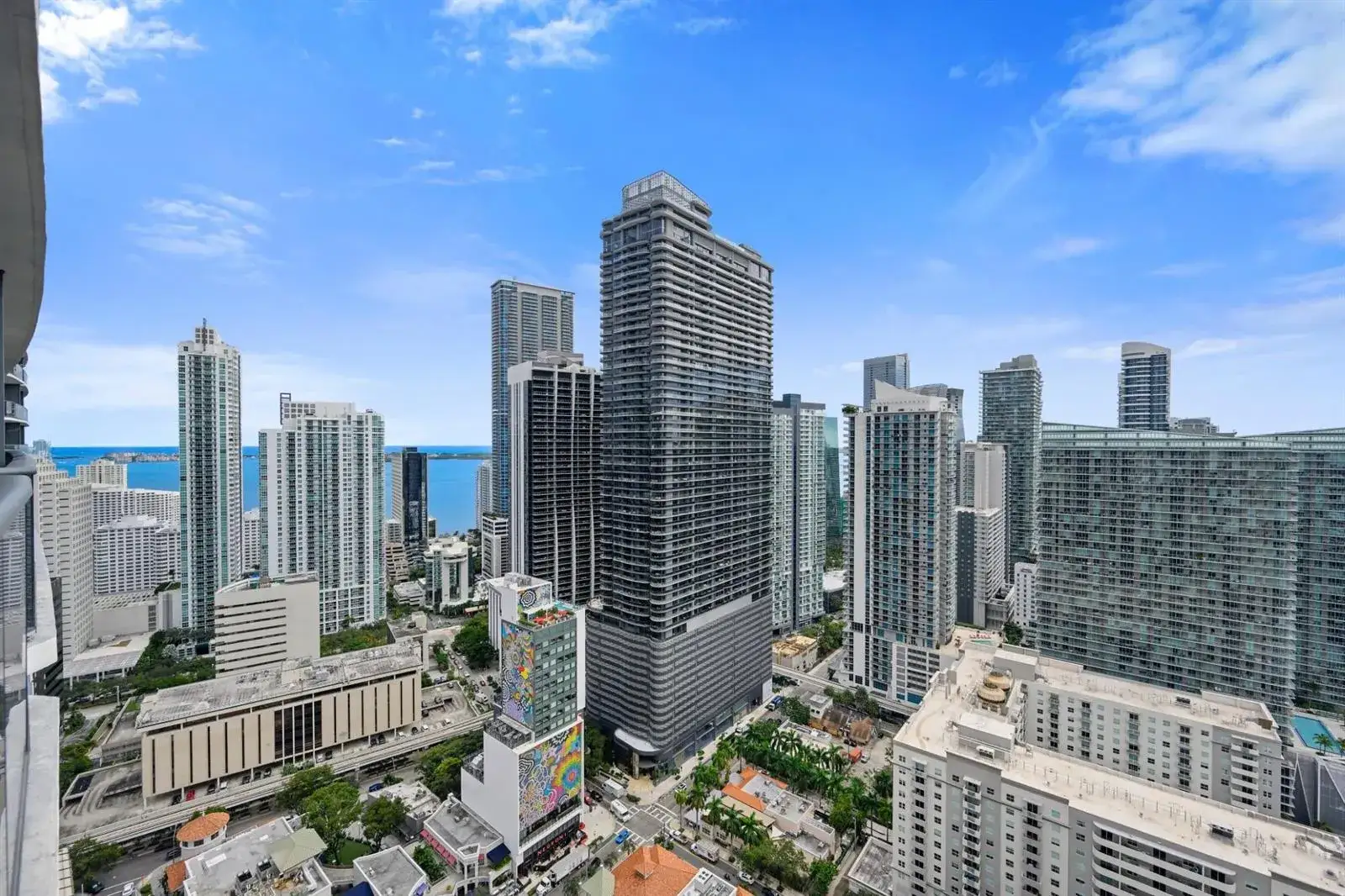 1 bedroom 2 bath Residential Lease for rent at 55 SW 9th Street # 3705, Miami FL 33130