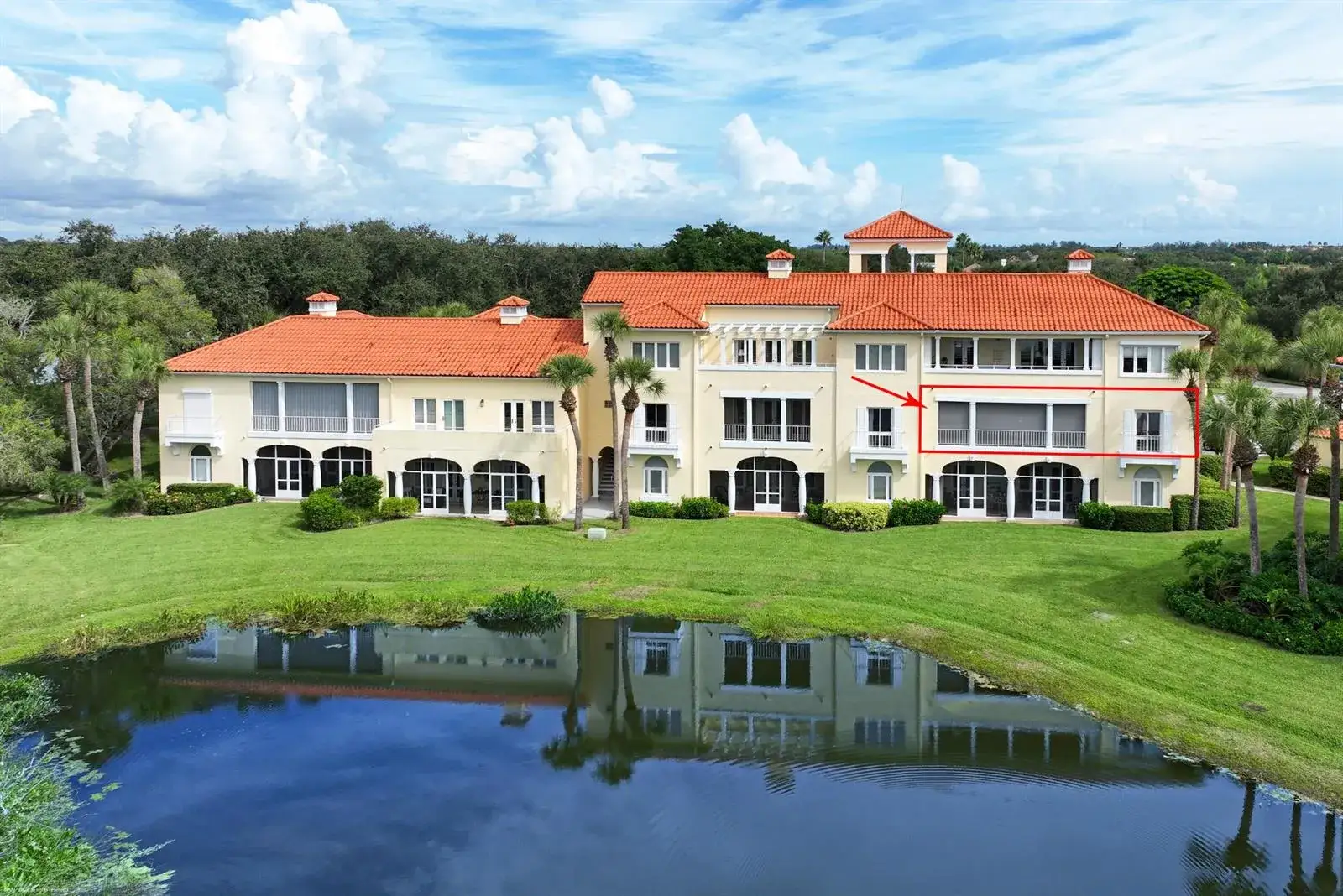 5085 HARMONY Circle # 201, Vero Beach FL 32967
