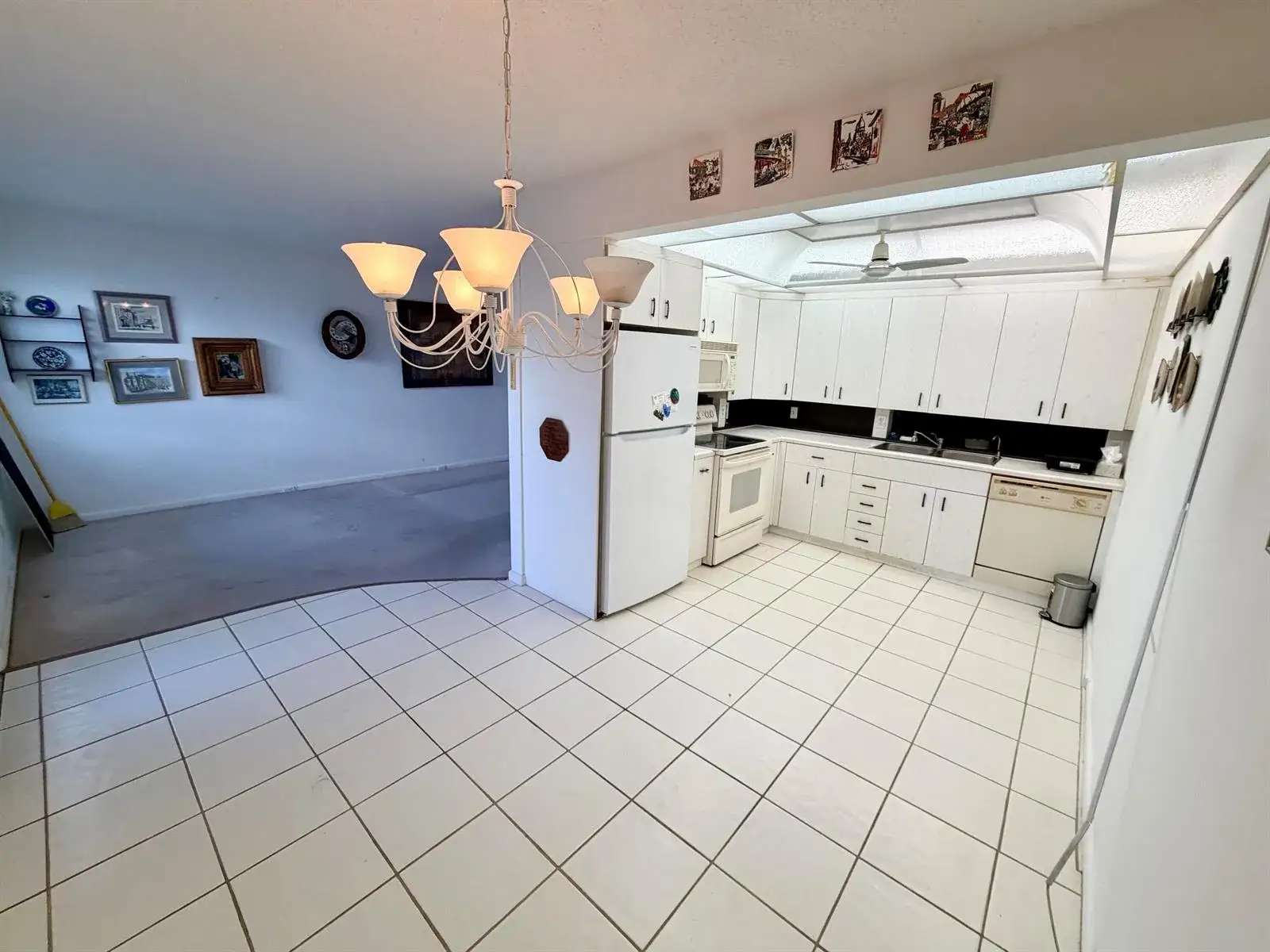 2 bedroom 2 bath Residential for sale at 3010 REXFORD A, Boca Raton FL 33434