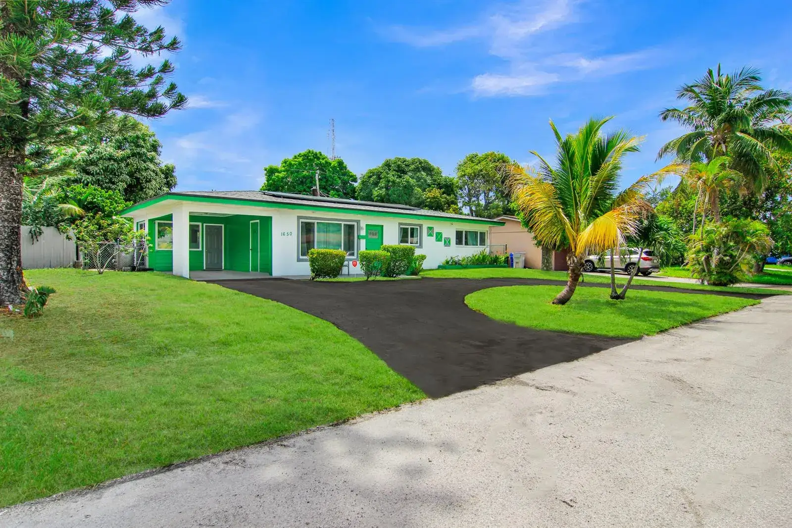 3 bedroom 2 bath Residential for sale at 1650 NW 1ST Way, Pompano Beach FL 33060