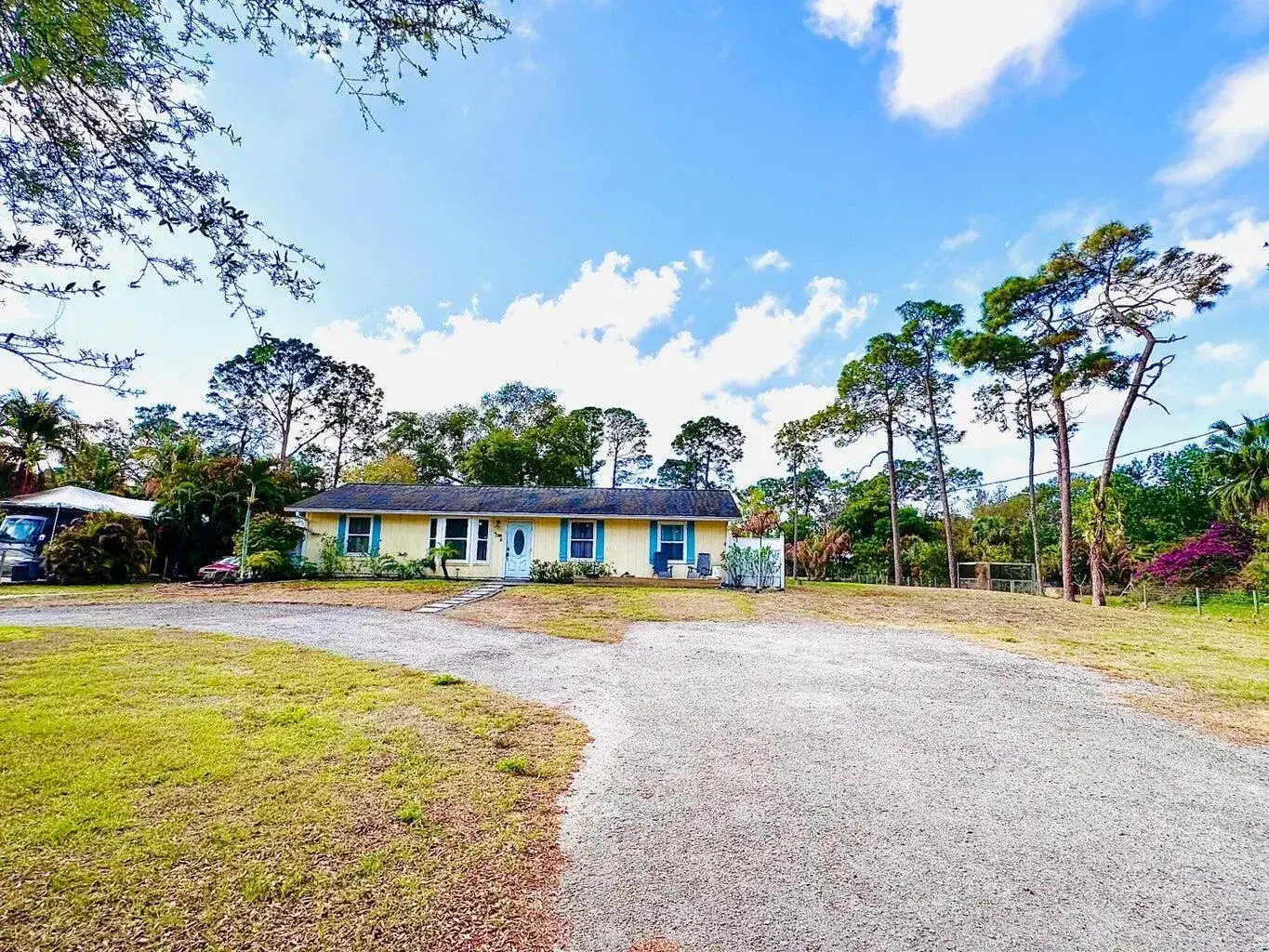 2 bedroom 2 bath Residential for sale at 11158 51ST Court N, FL 33411