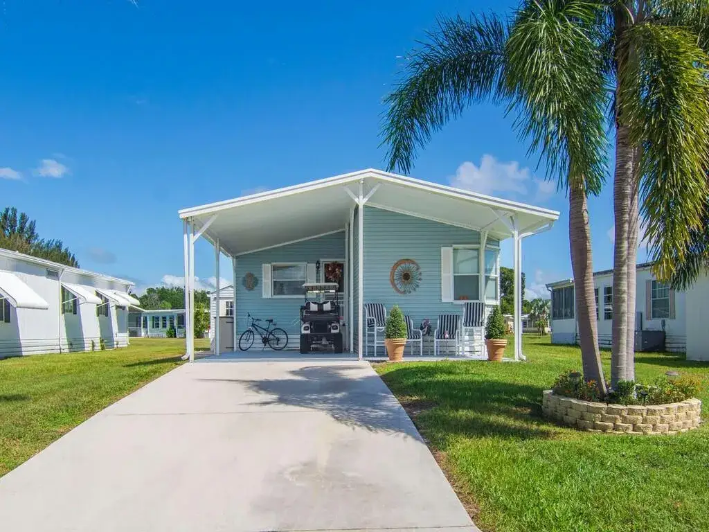 2 bedroom 2 bath Residential for sale at 5 Oliva Road, Port St. Lucie FL 34952