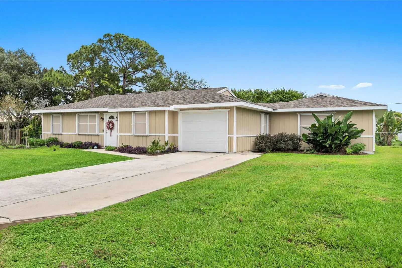 2417 SW RONEY Road, Port St. Lucie FL 34953