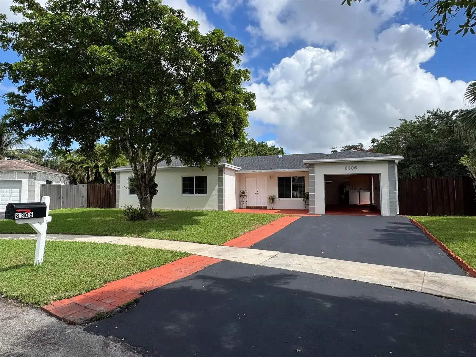 3 bedroom 2 bath Residential for sale at 8306 NW 74TH Terrace, Tamarac FL 33321