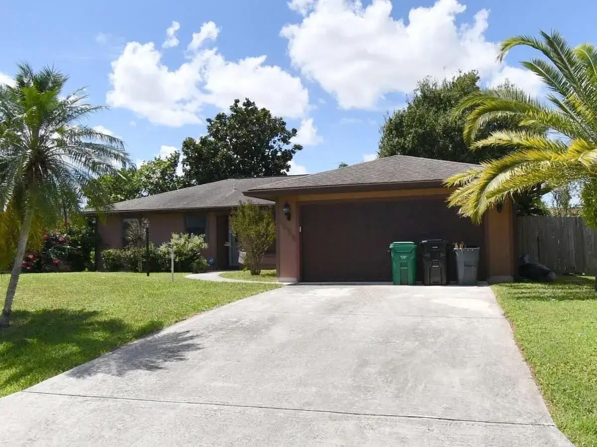 3 bedroom 2 bath Residential for sale at 1656 SW NORMAN Lane, Port St. Lucie FL 34984