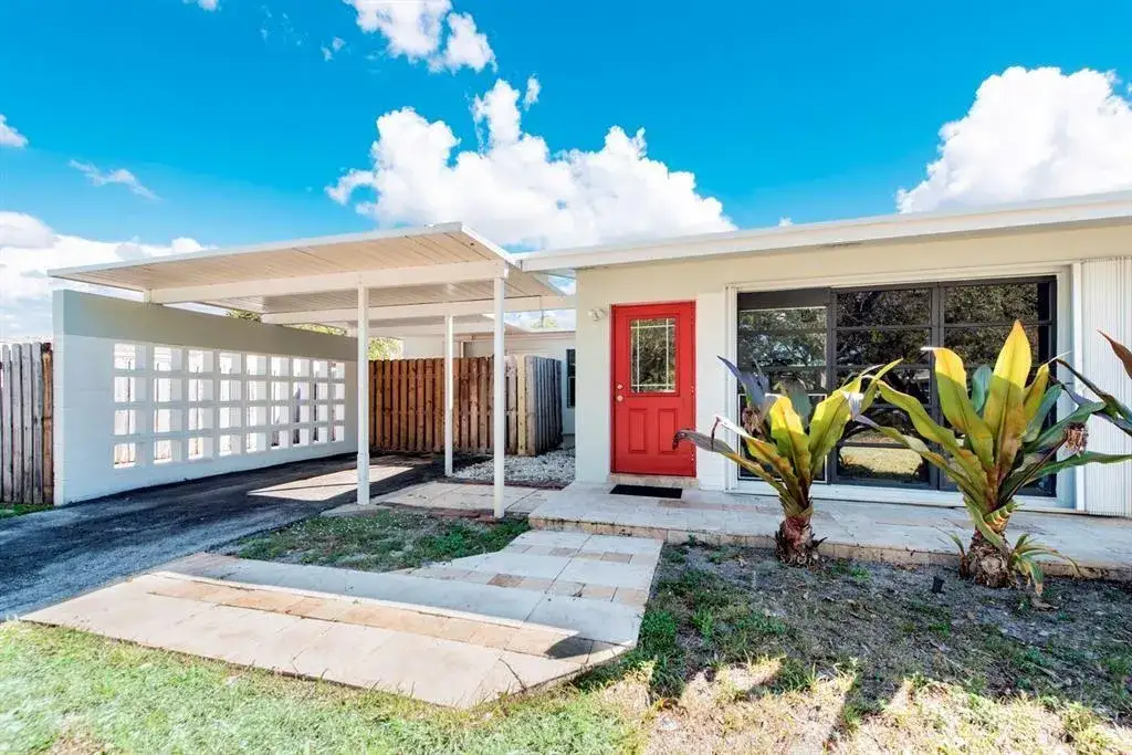 2380 NE 8TH Avenue, Pompano Beach FL 33064