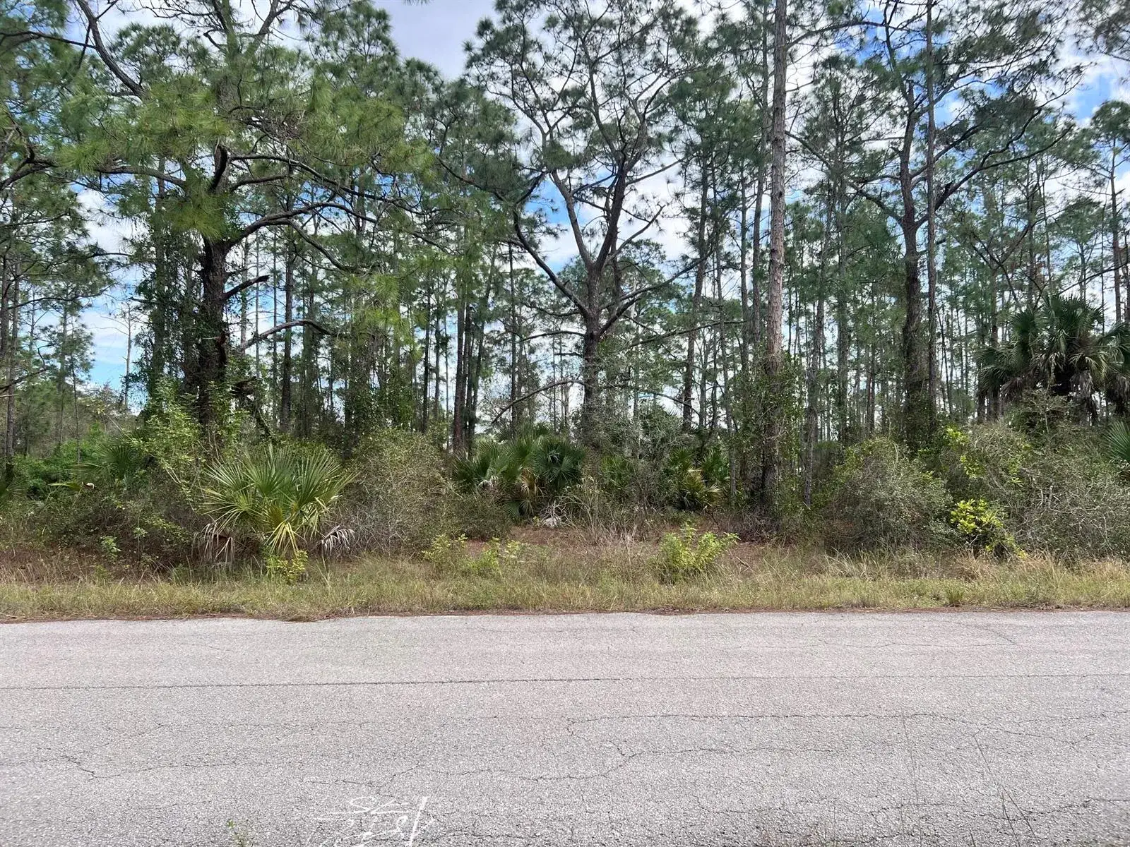1610 Desoto Avenue, Lehigh Acres FL 33972