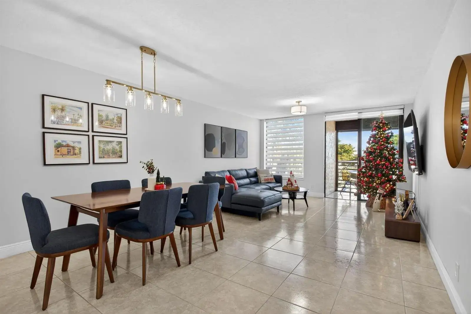 2 bedroom 2 bath Residential for sale at 6301 N University Drive # 319, Tamarac FL 33321