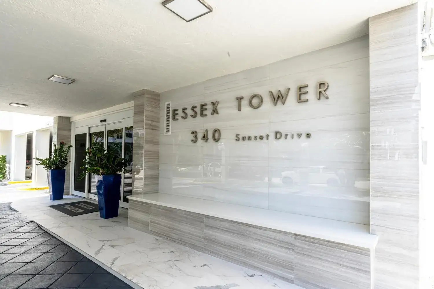 2 bedroom 2 bath Residential for sale at 340 Sunset Drive # 806, Fort Lauderdale FL 33301