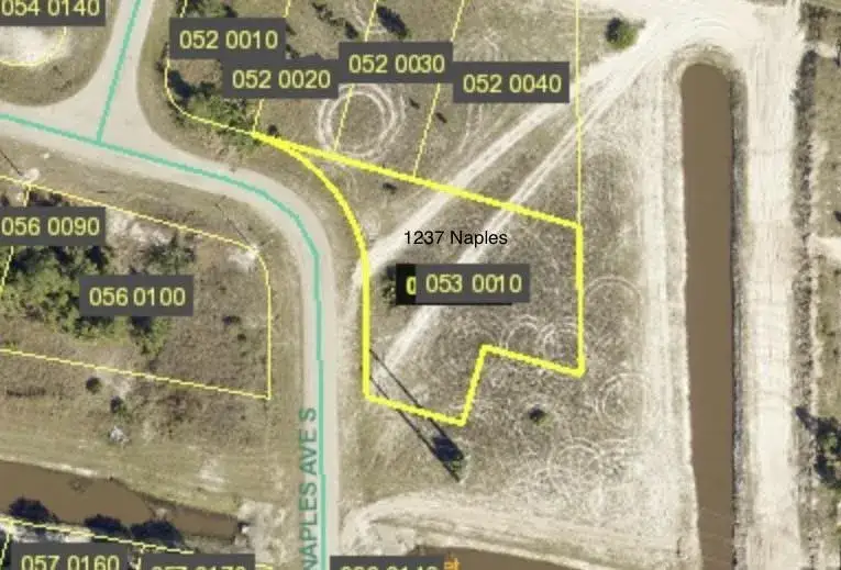 1237 Naples Avenue, Lehigh Acres FL 33913