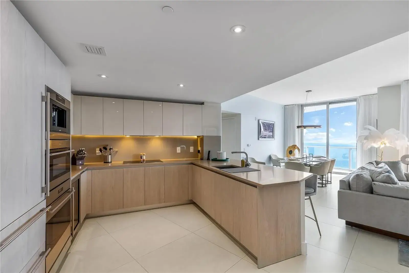 4 bedroom 3 bath Residential for sale at 4111 S Ocean Drive, Hollywood FL 33019