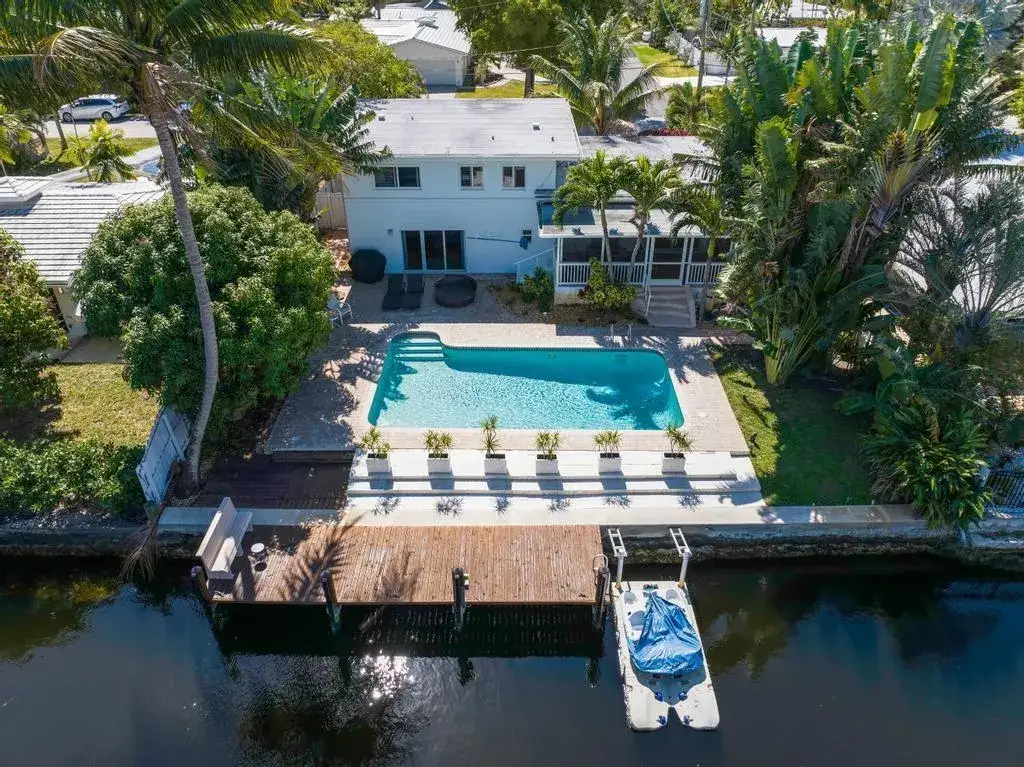 3 bedroom 2 bath Residential for sale at 1771 NE 35th Street, Oakland Park FL 33334