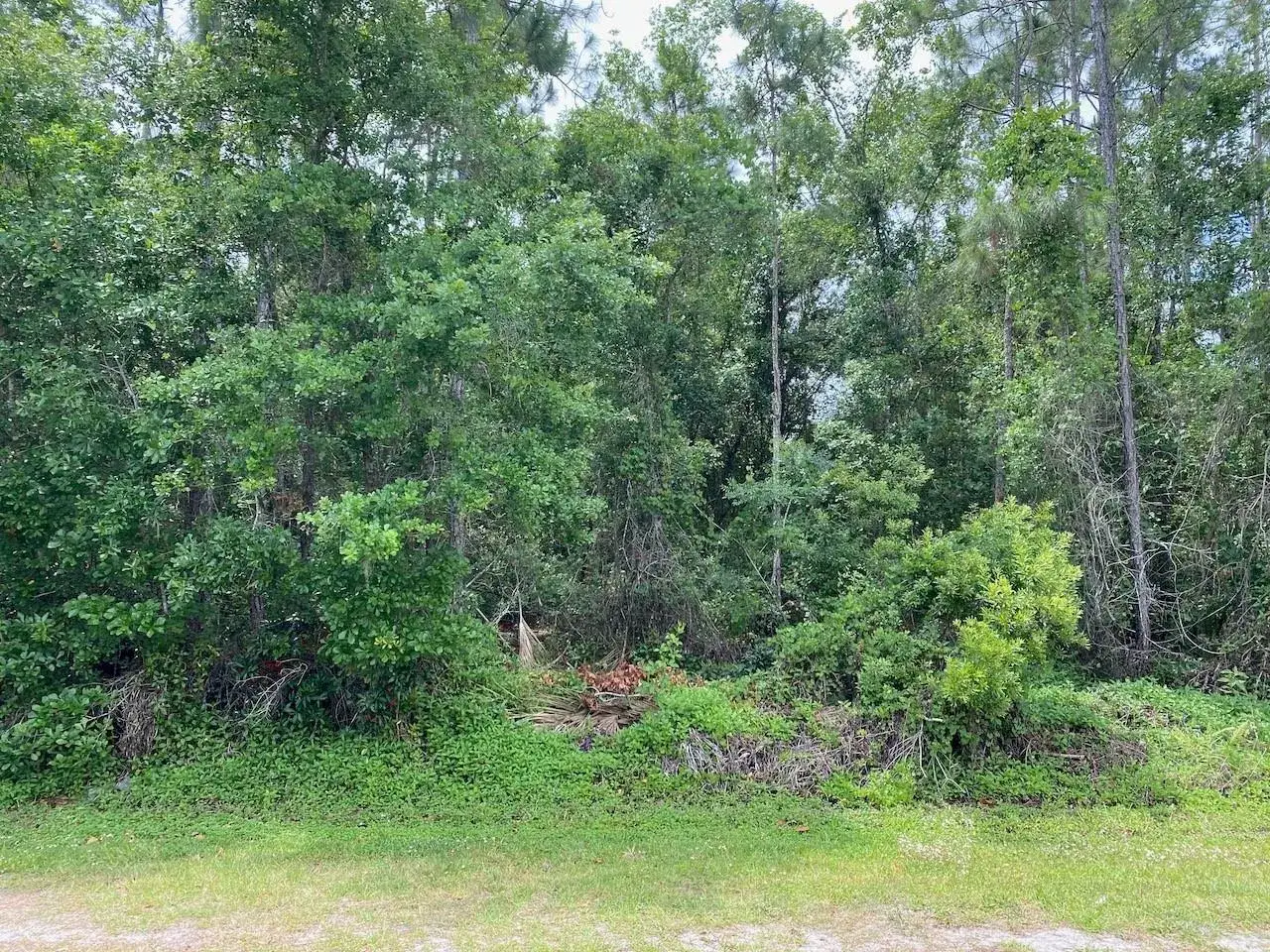 Land/Boat Docks for sale at 2351 Allamanda Drive, FL 33855