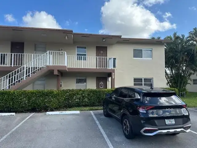 2 bedroom 2 bath Residential Lease for rent at 7605 NW 5th Court # 208, Margate FL 33063
