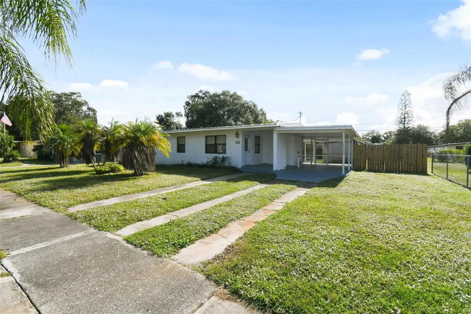 3 bedroom 1 bath Residential for sale at 140 SE Serenata Court, Port St. Lucie FL 34983