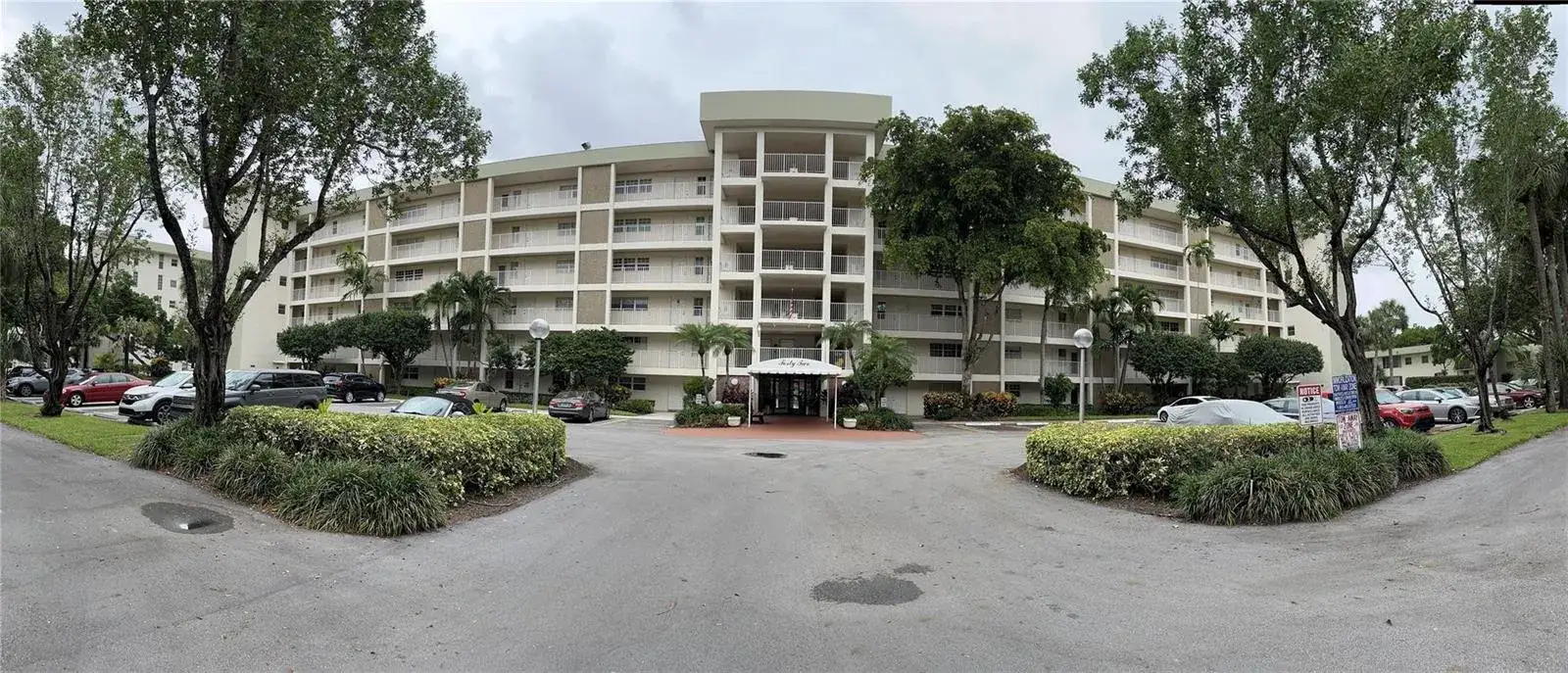 3 bedroom 2 bath Residential Lease for rent at 3150 N Course Lane # 610, Pompano Beach FL 33069