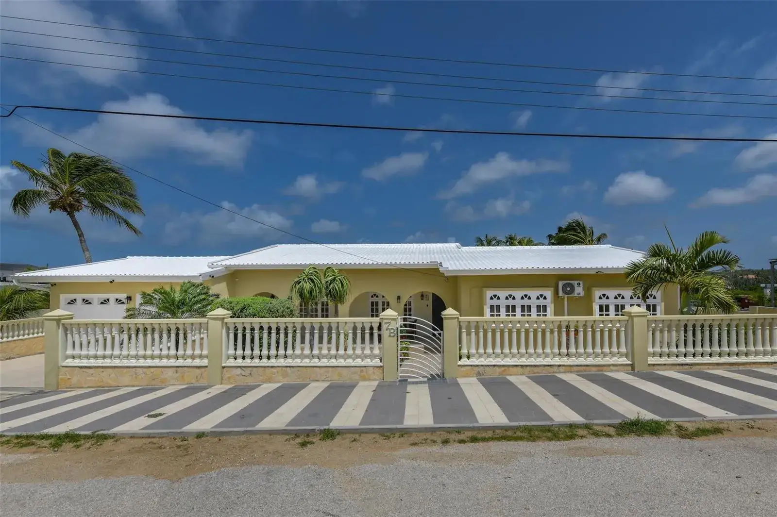 3 bedroom 2 bath Residential for sale at 7B Bringamosa, FL