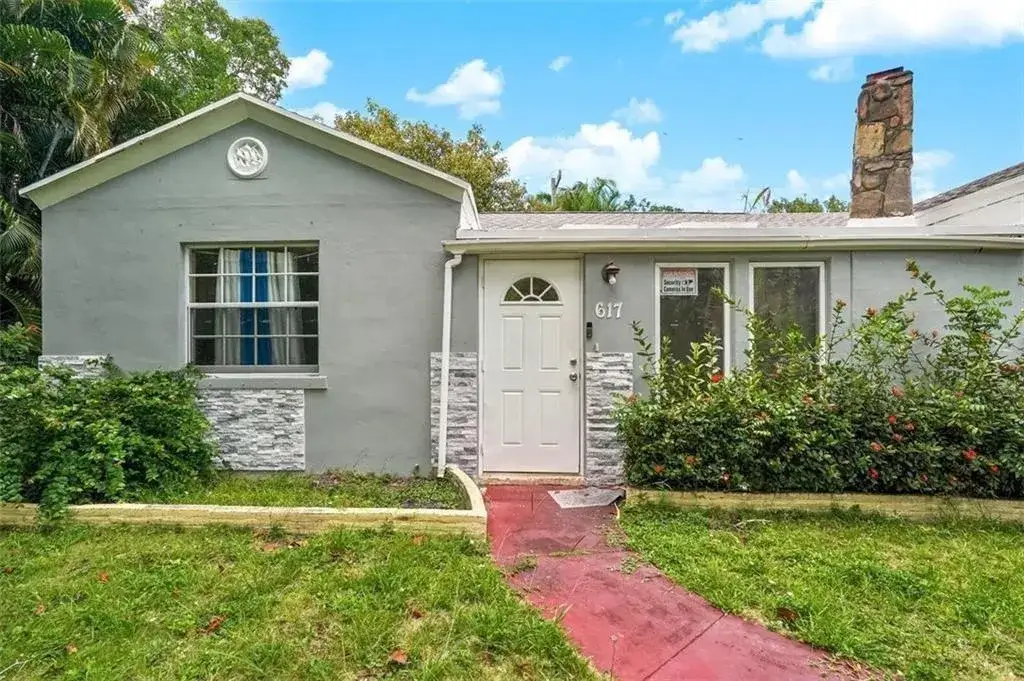 4 bedroom 2 bath Residential Lease for rent at 617 Lakeside Harbour, Boynton Beach FL 33435