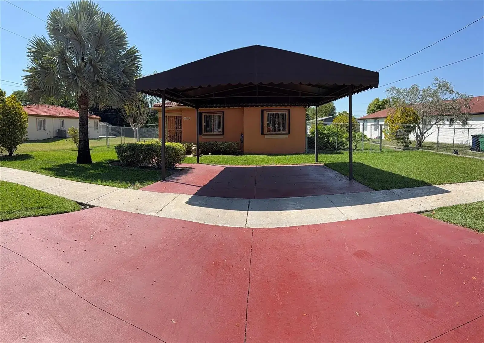 3 bedroom 2 bath Residential for sale at 10262 SW 179th, Perrine FL 33157